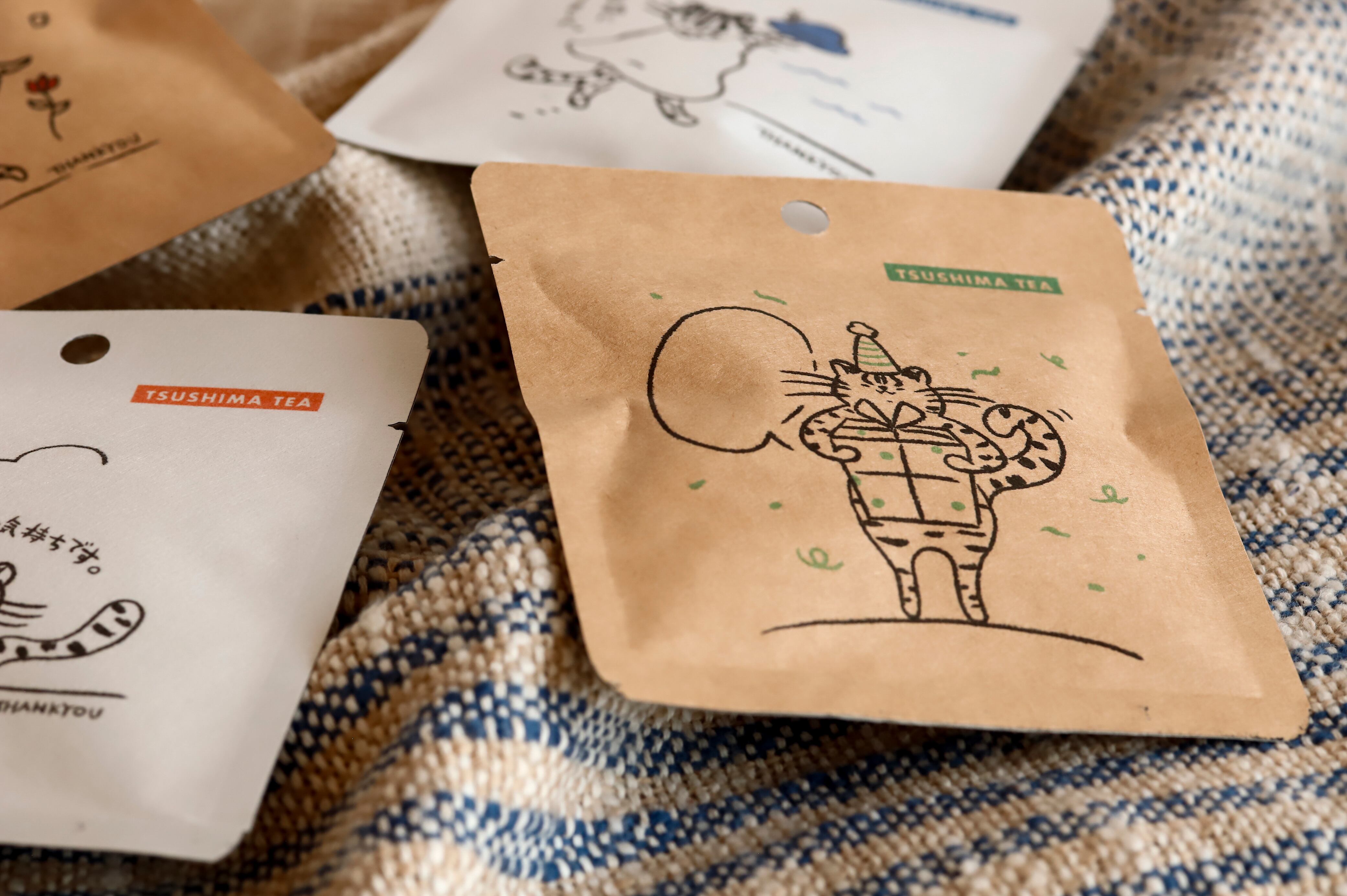 専用☆ ヒアルディーパッチ6箱 Amazon.co.jp: 【売上世界一】目元/目の下 ヒアルロン酸 パッチ 北の