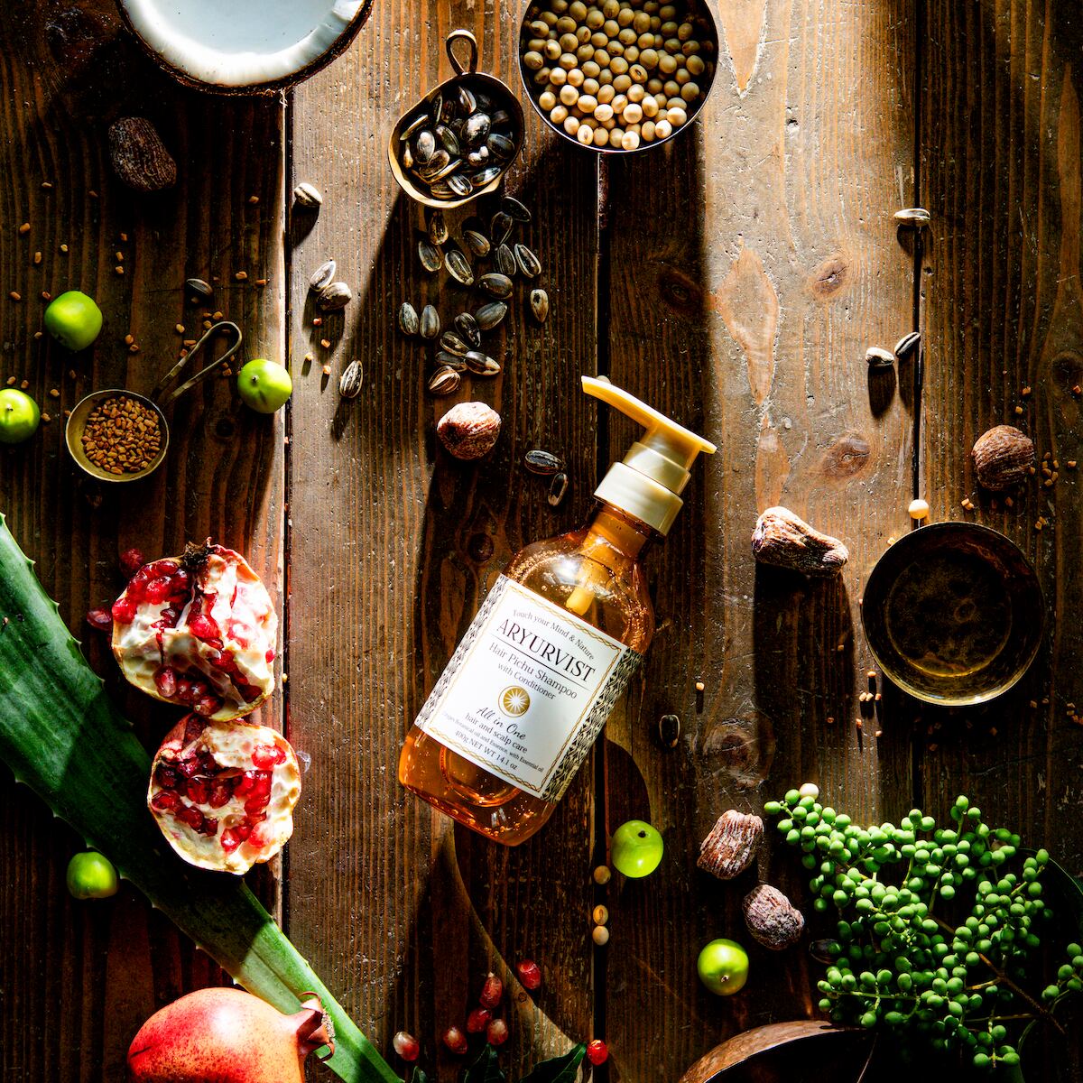 15種類ものアーユルヴェーダ植物オイル＆エッセンスを贅沢に