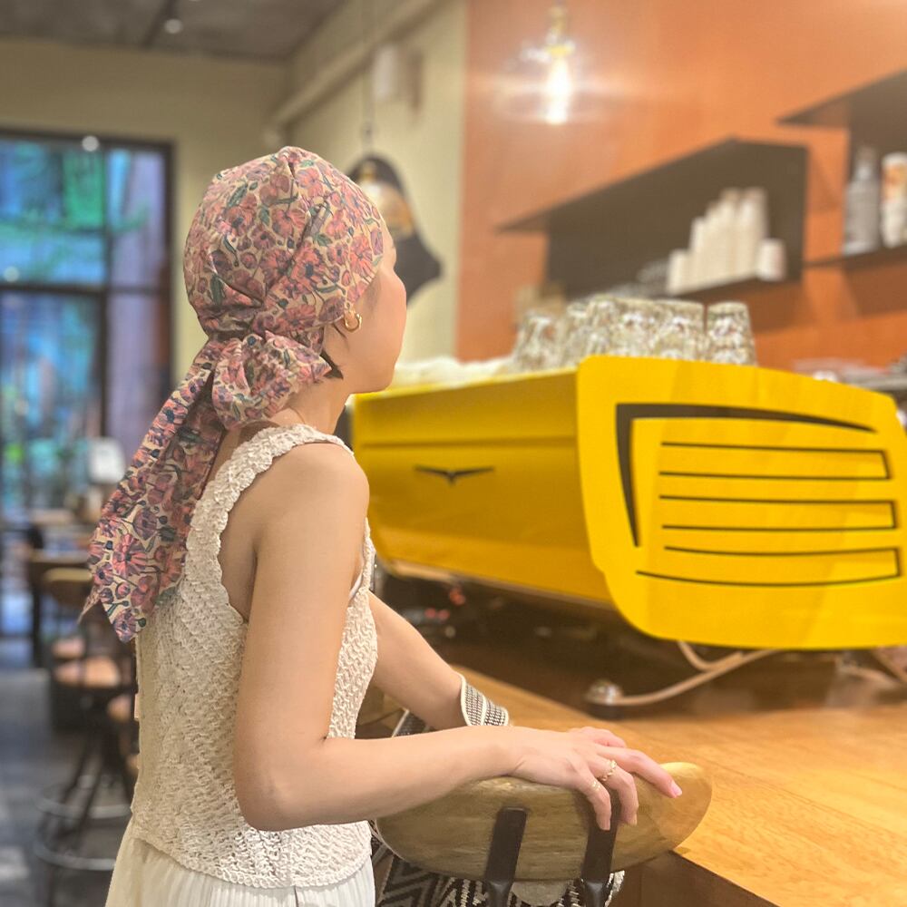 カフェやショッピングにも