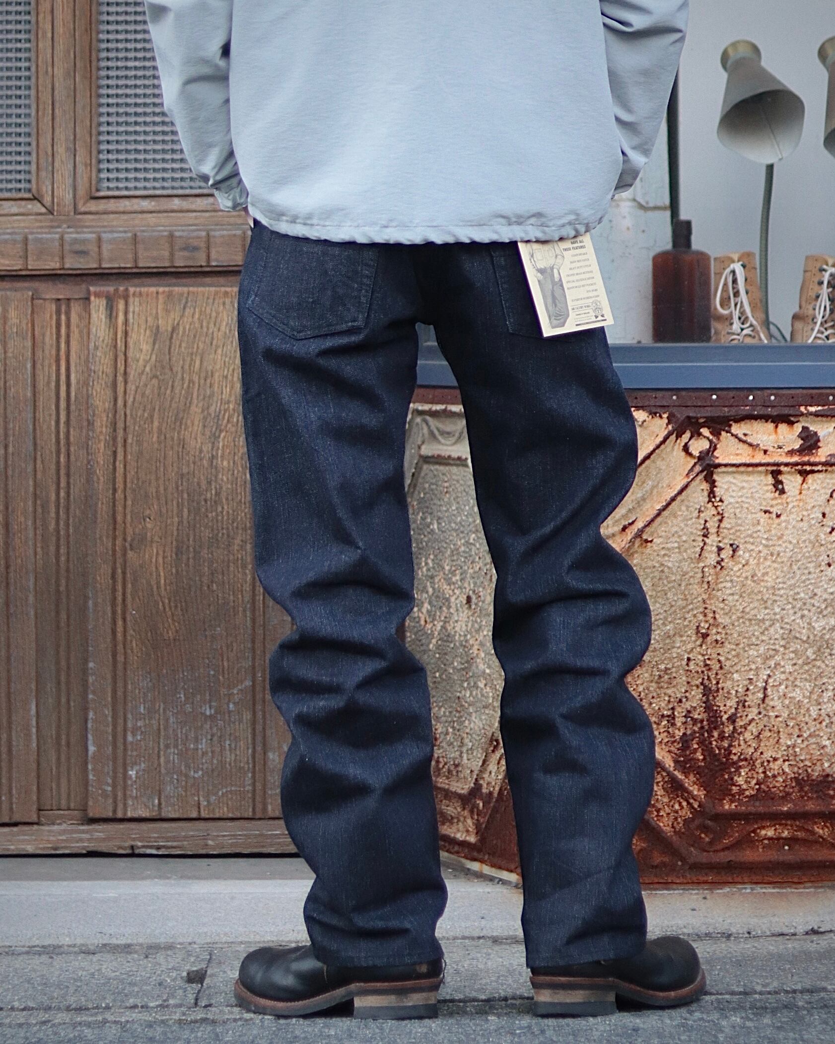 177cm 60kg 32In着用