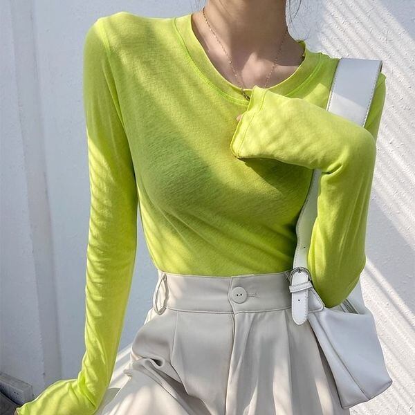 ビビッドイエロー