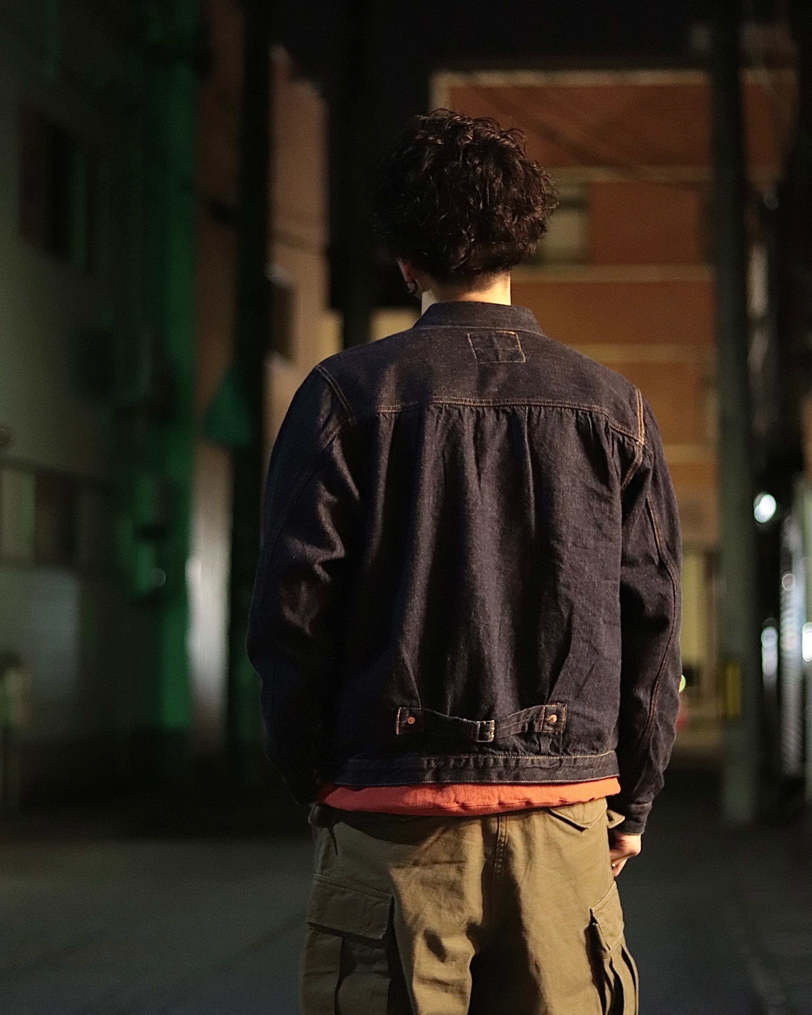 177cm 60kg 40(L)着用