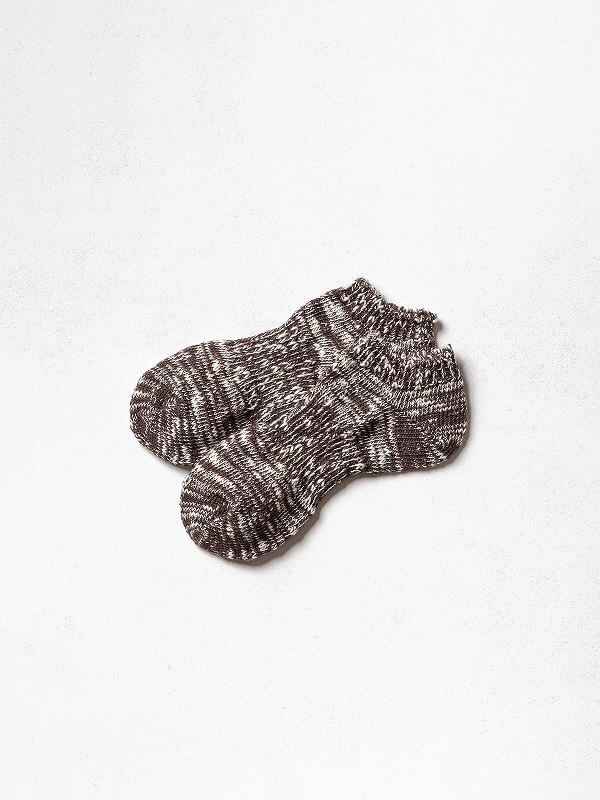 チョコブラウン