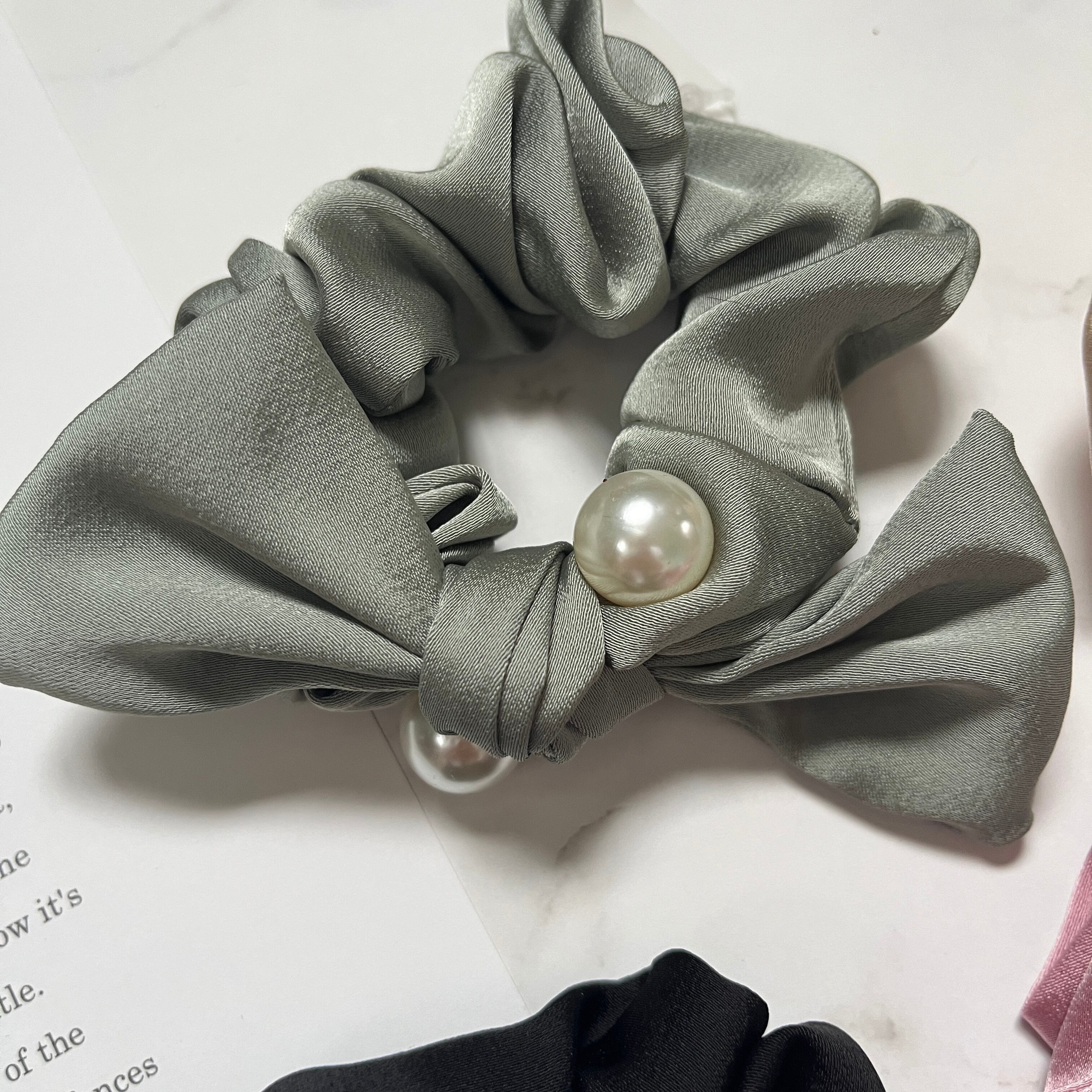 SMOKY GREEN