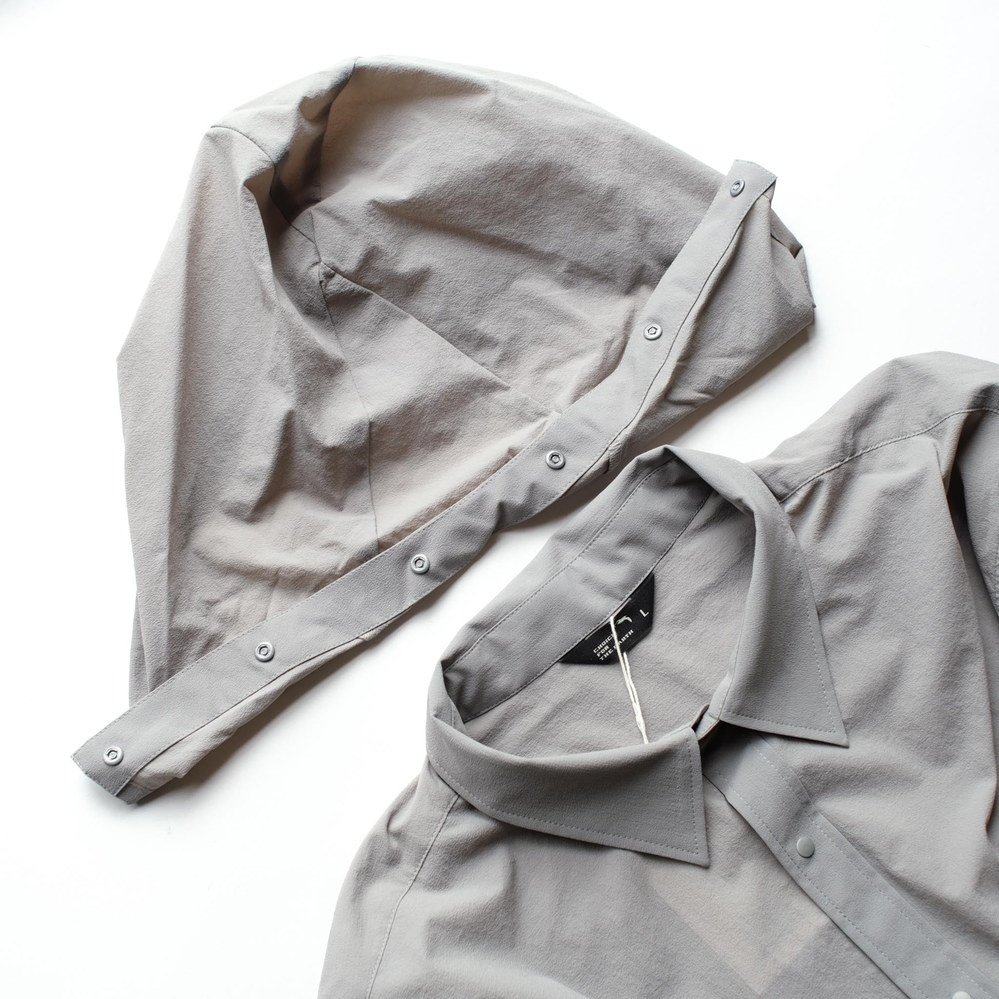 着脱できるフードが何より便利