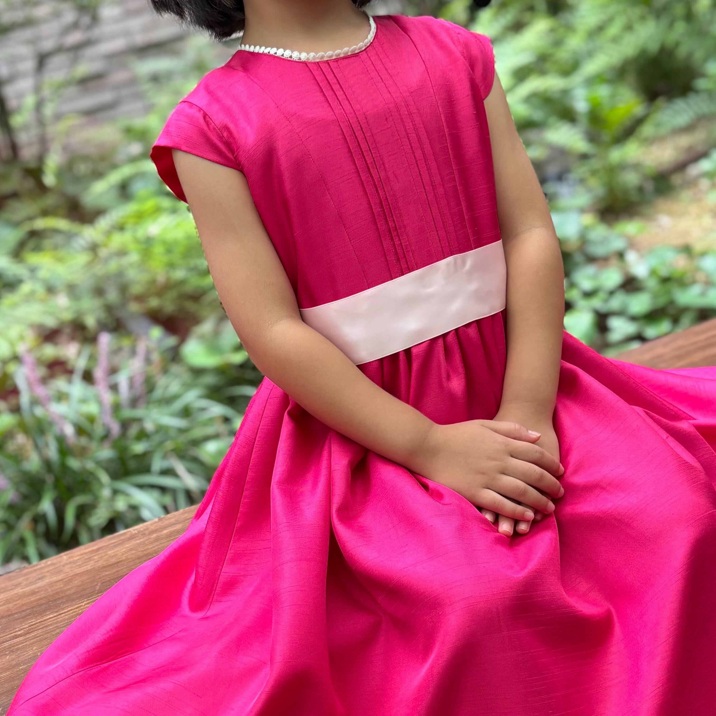 作品例　キッズドレス