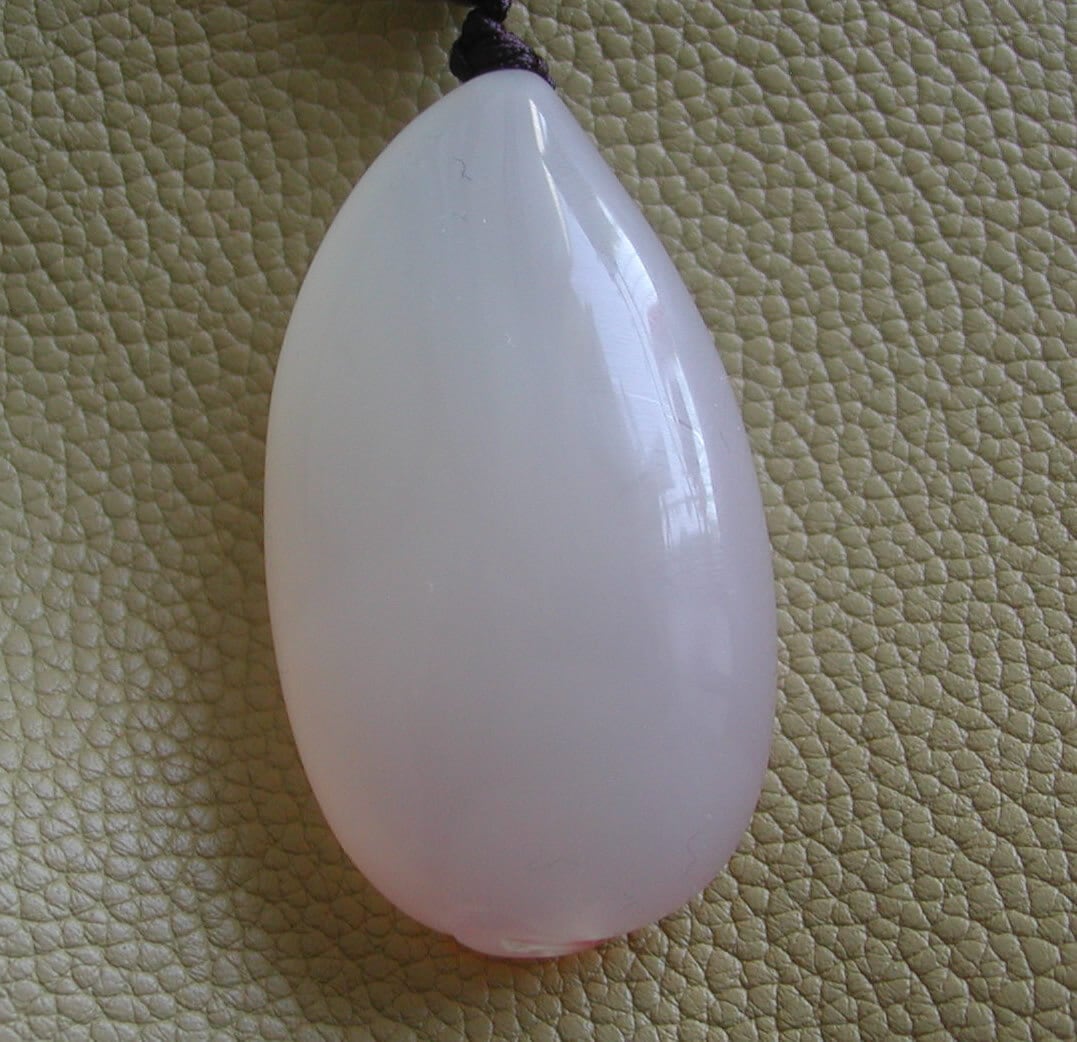 【海】24金　聚宝千足　刻印　メノウ　瑪瑙　ペンダント　重量約４．５ｇ 32eda9f5aafb1c06d30332a68dee80