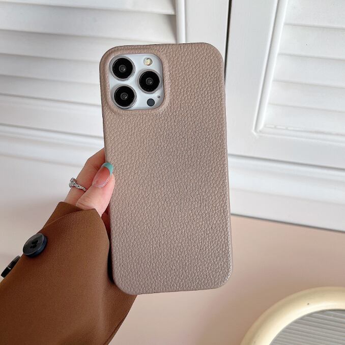 ライトブラウン