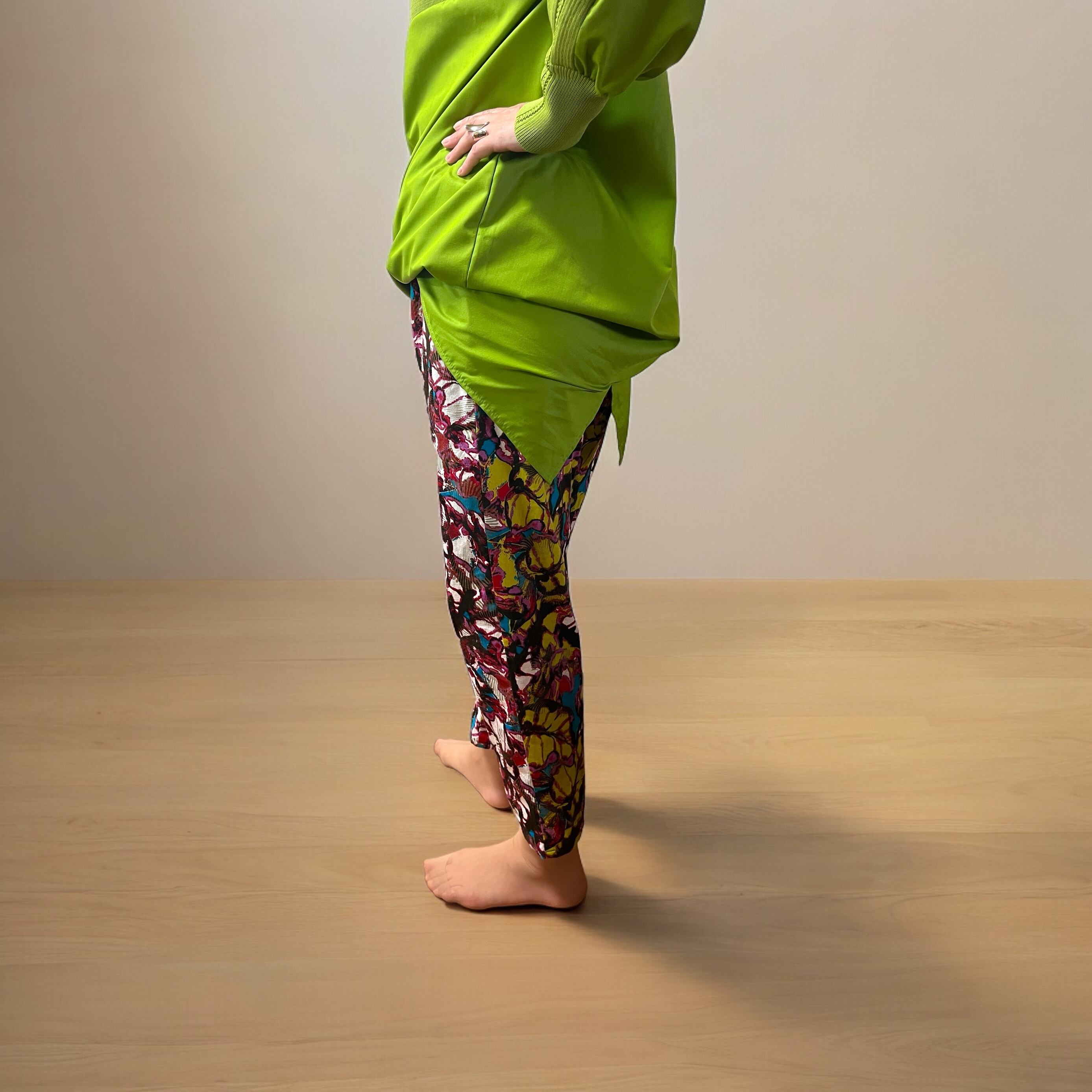 モデル：女性 160cm（普段サイズL〜LL）Side②