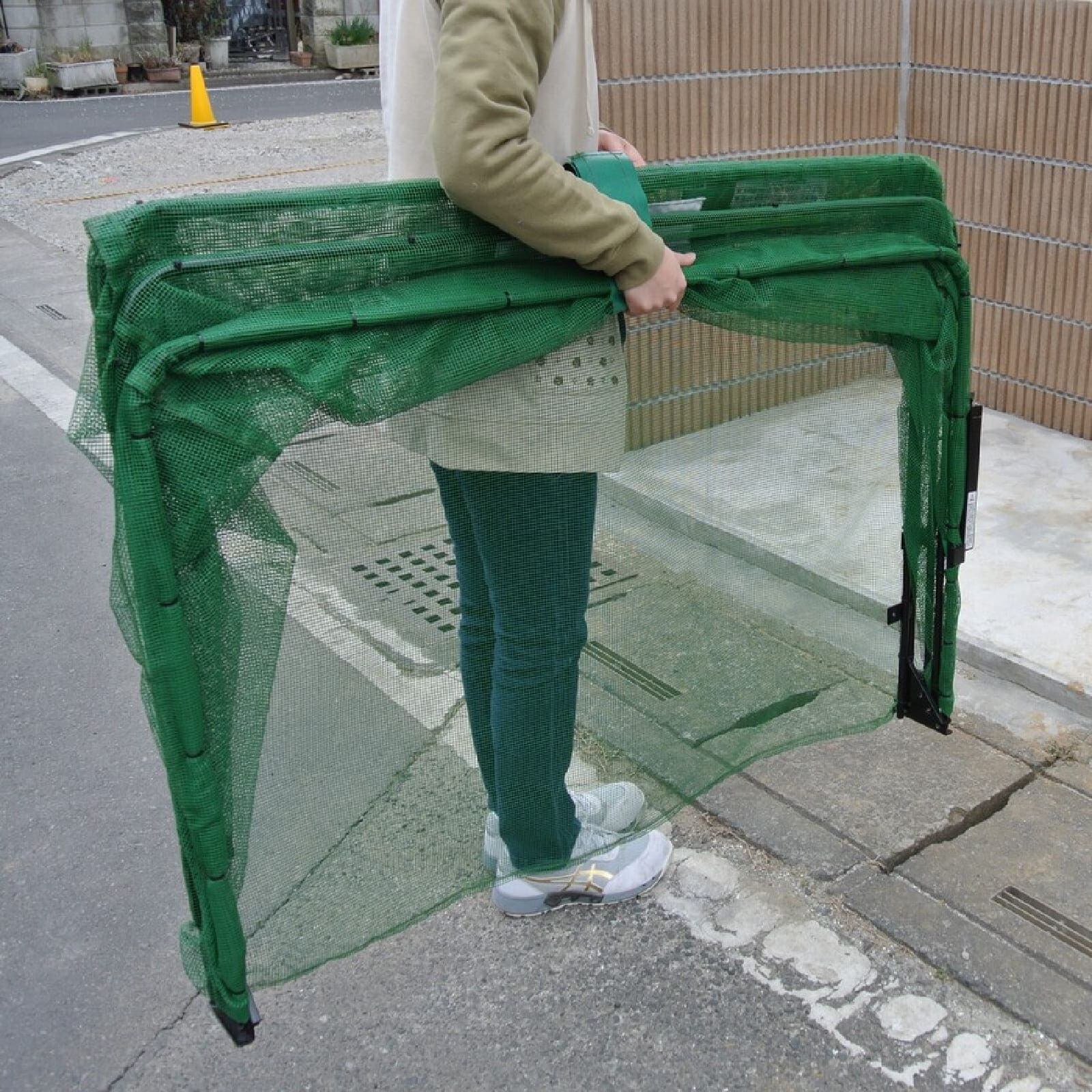 持ち運びも軽くて簡単！