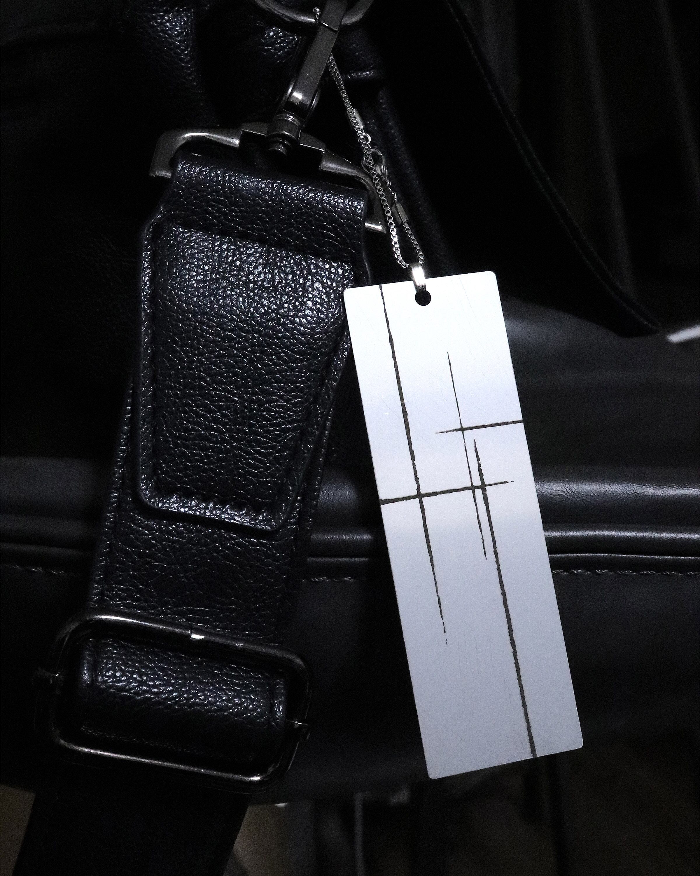 キーホルダーとして鞄に付けても◎