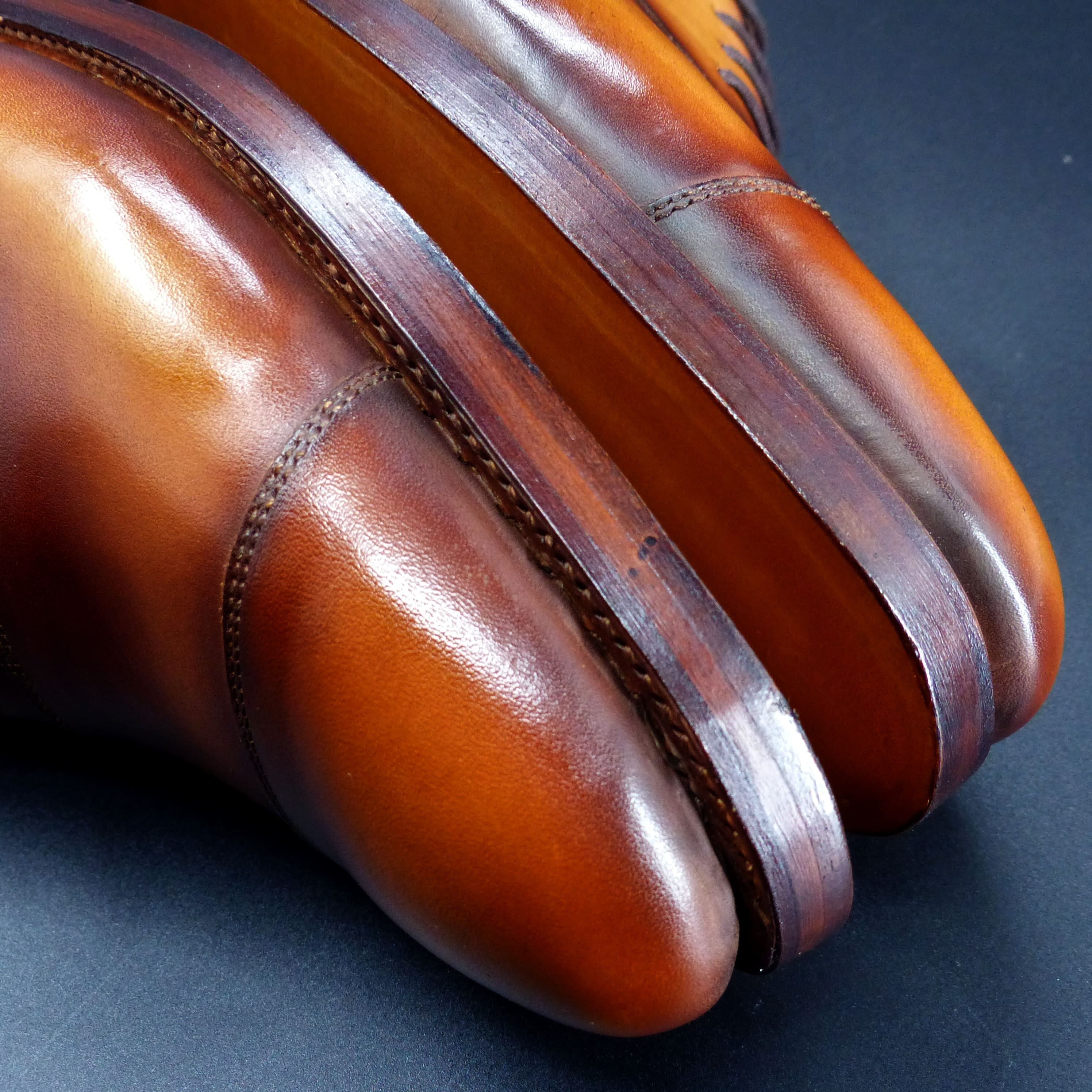 磨き抜かれた美コバのＷレザーソール