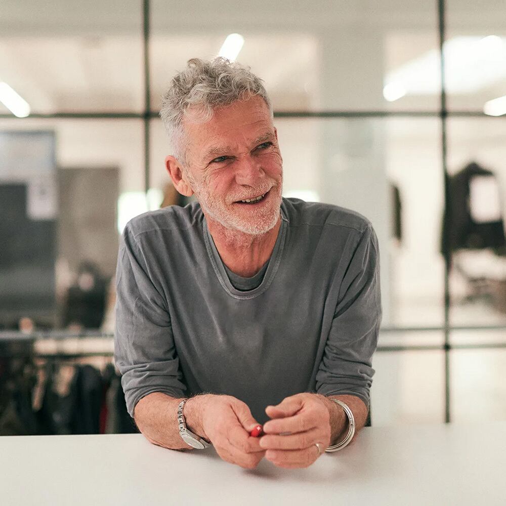 デザイナー Paul Harvey