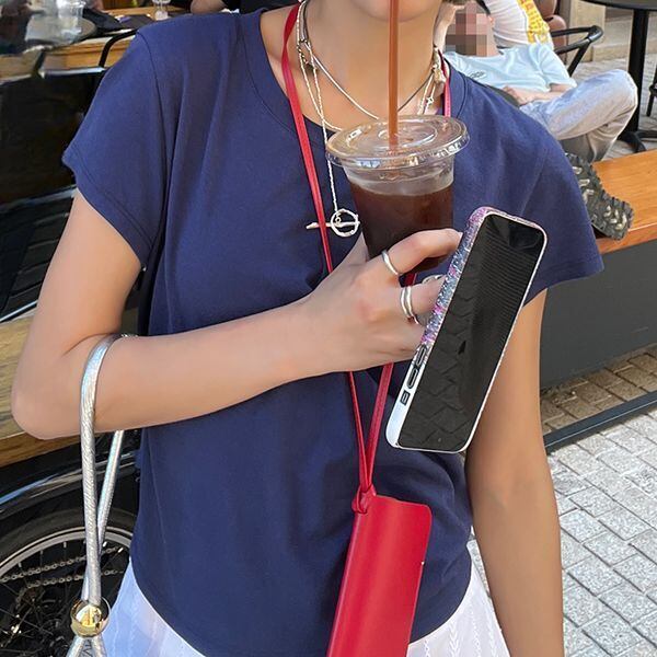 ネイビー
