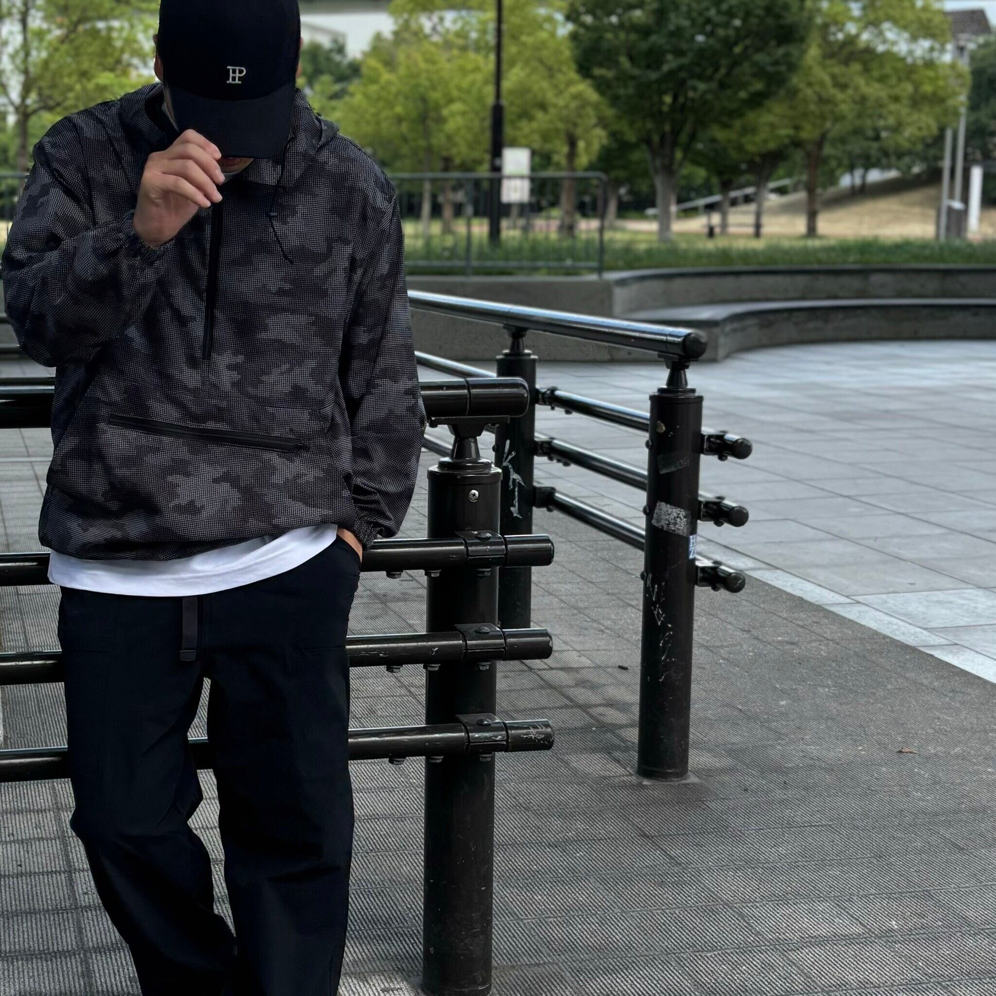 作品例：撥水パーカー