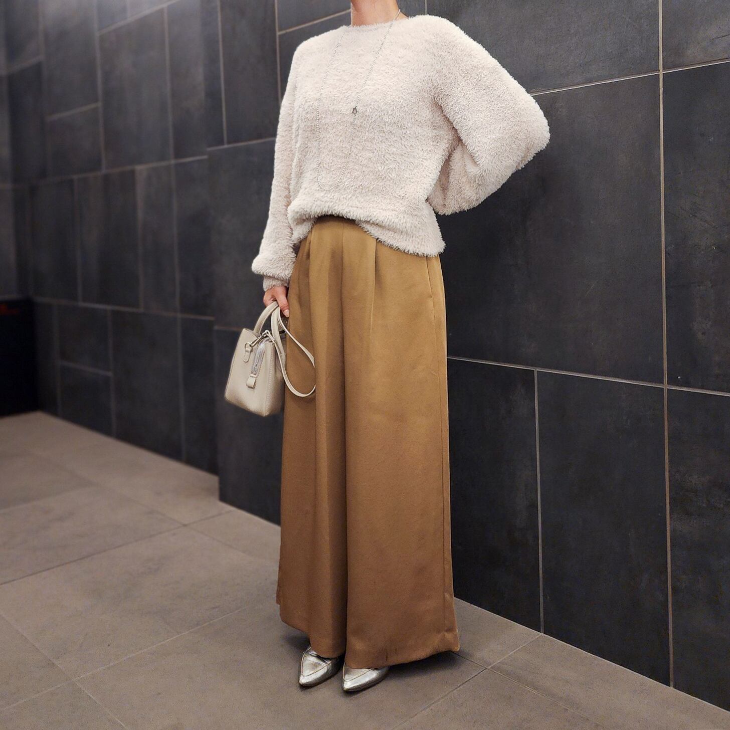 スタッフH / 160cm