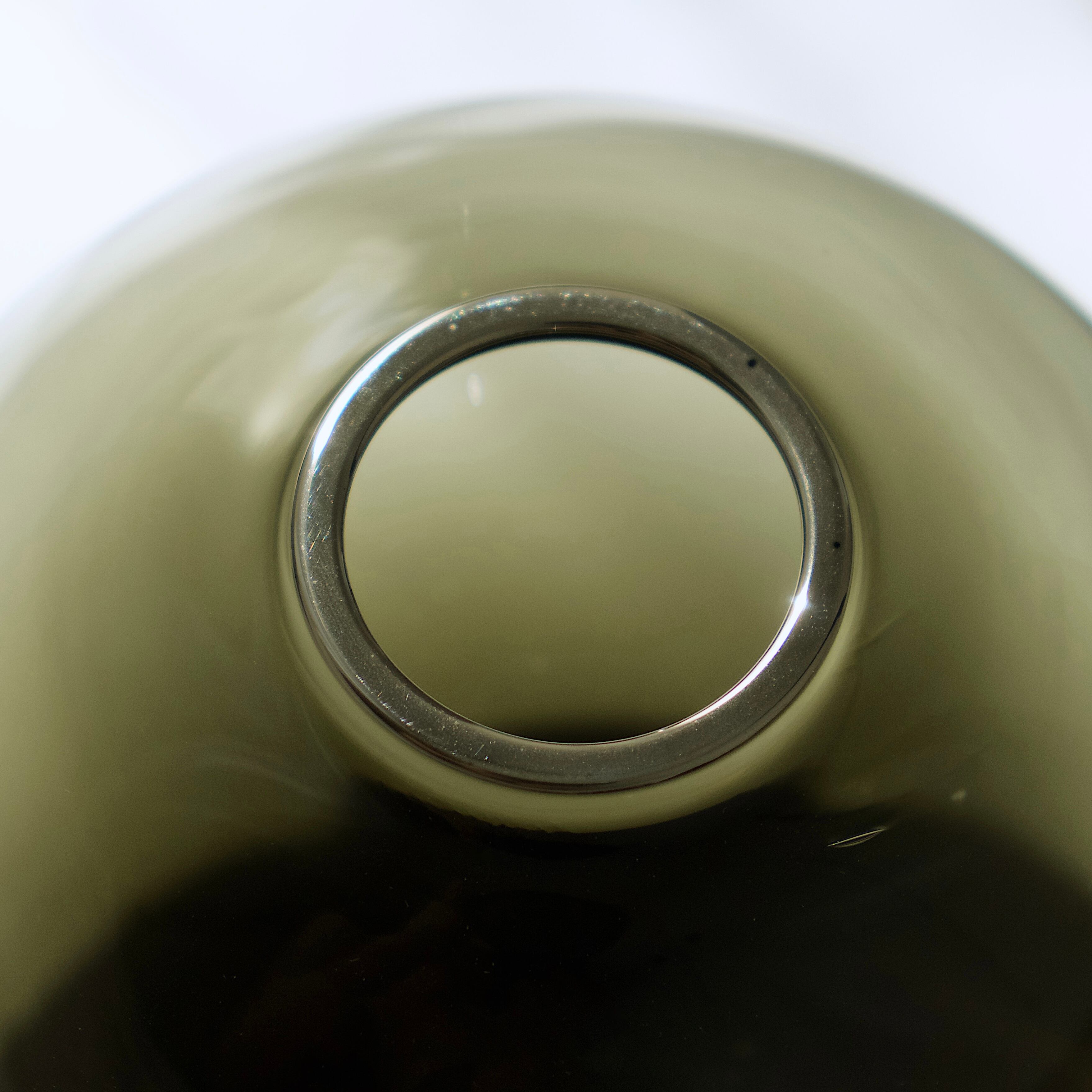 口の塗りの弾き　細長い気泡