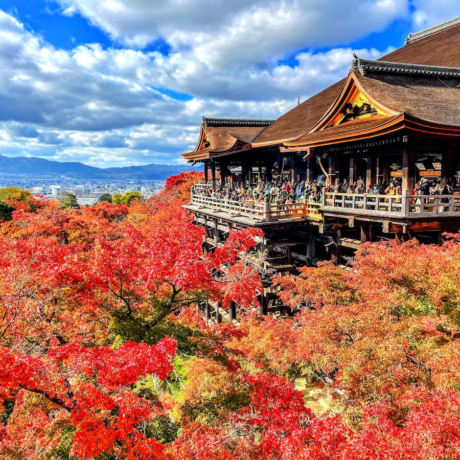 Kiyomizu Dera in Autumn