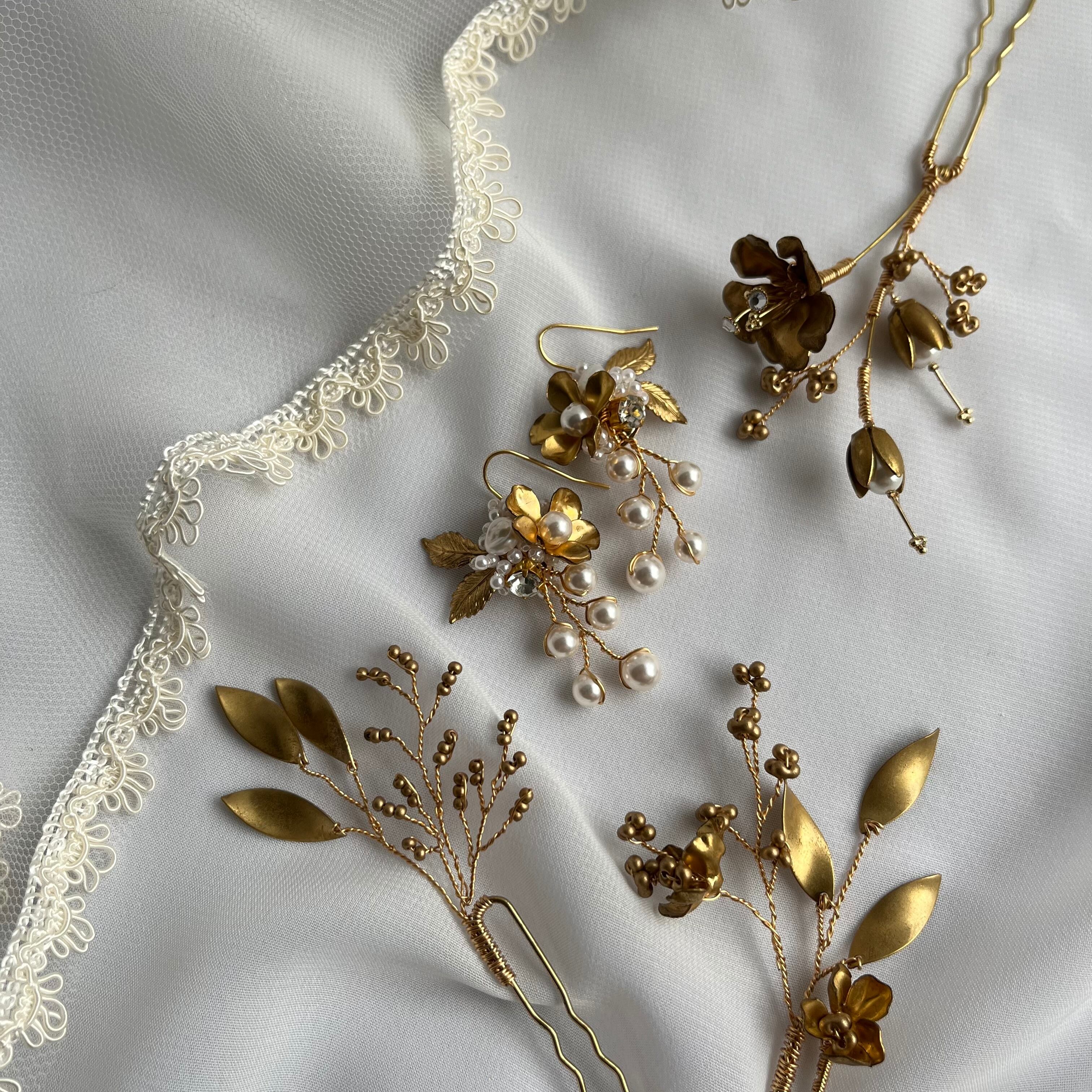 ピアスと合わせて