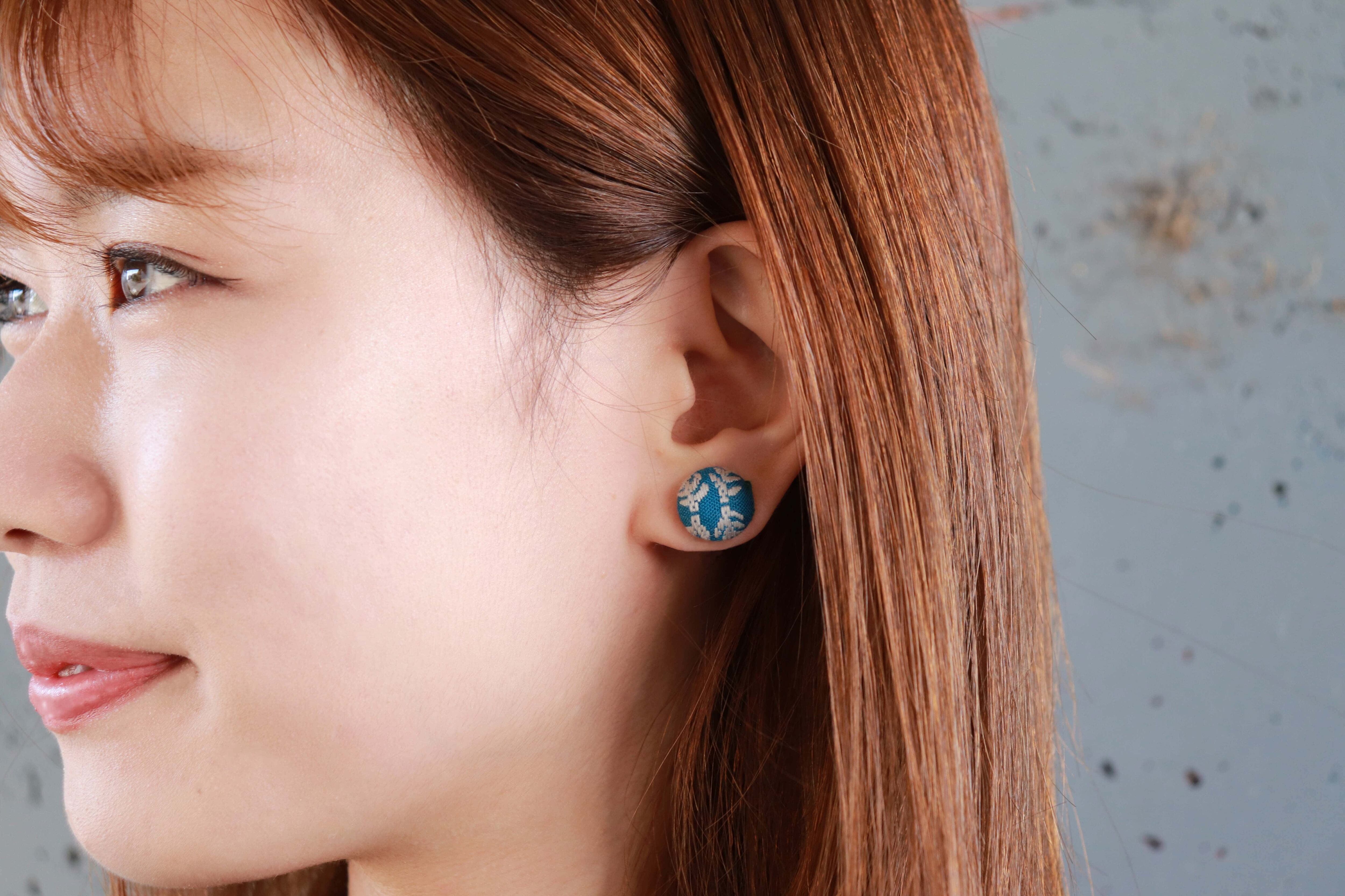 ピアスタイプ着用画像