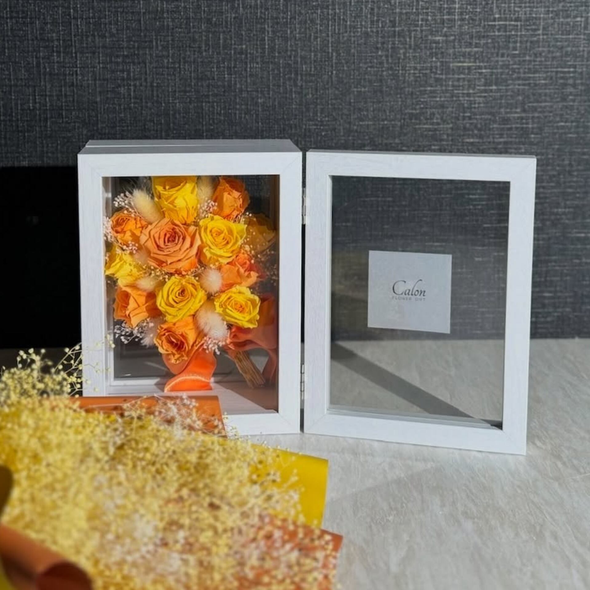 オレンジ×フォトフレーム(ホワイト)