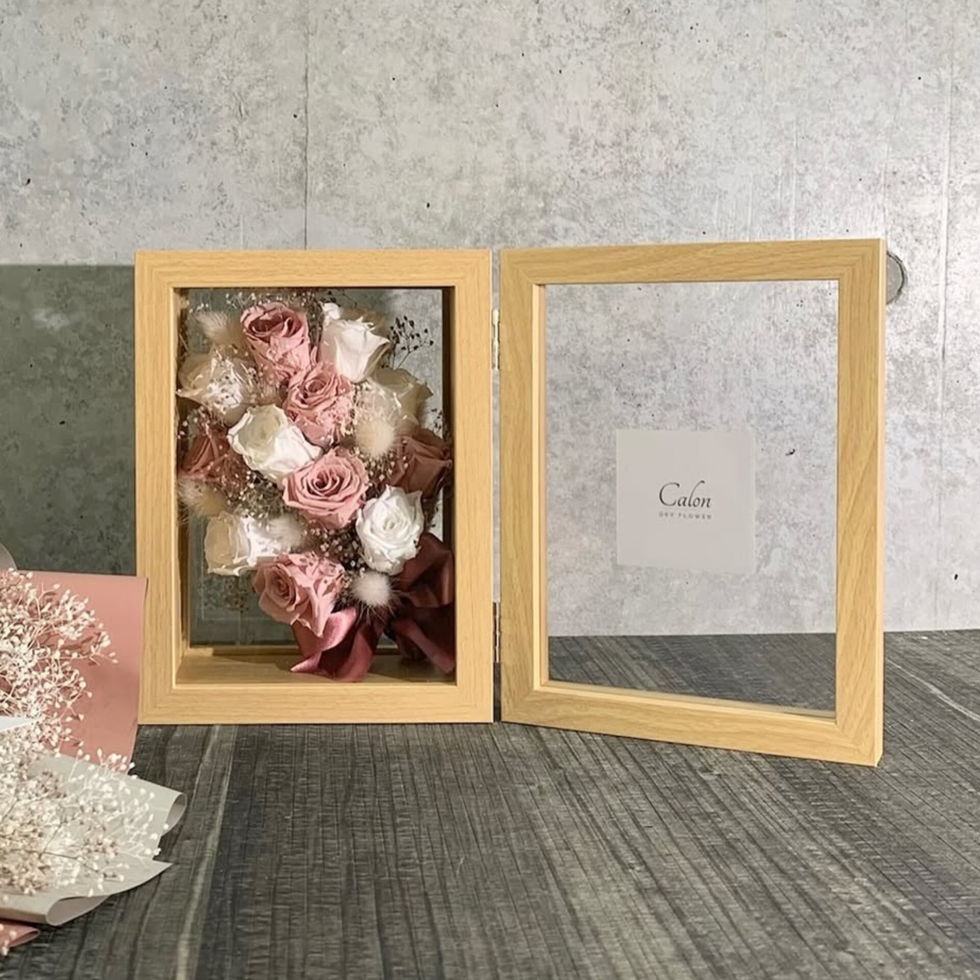 ピンクベージュ×フォトフレーム(ナチュラル)