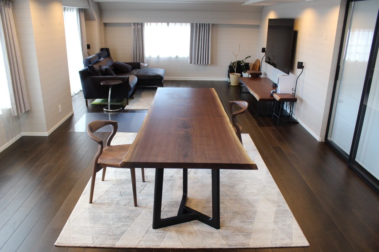 《納品事例》ウォールナット　一枚板