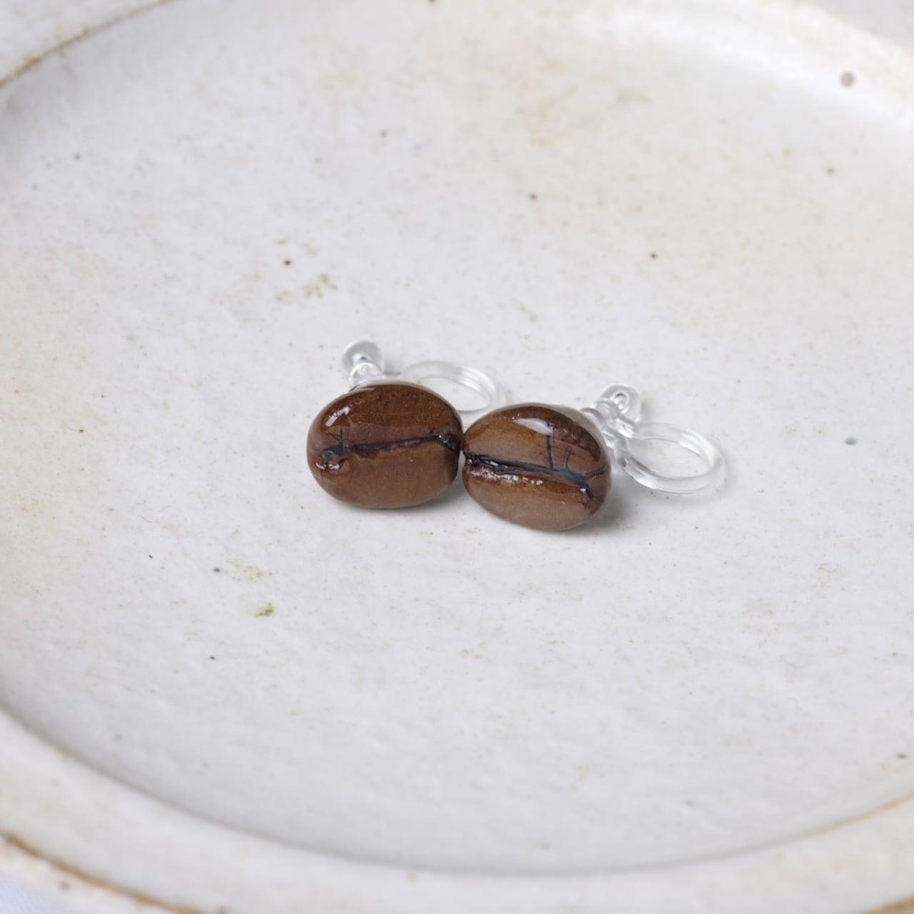 イヤリング（樹脂）