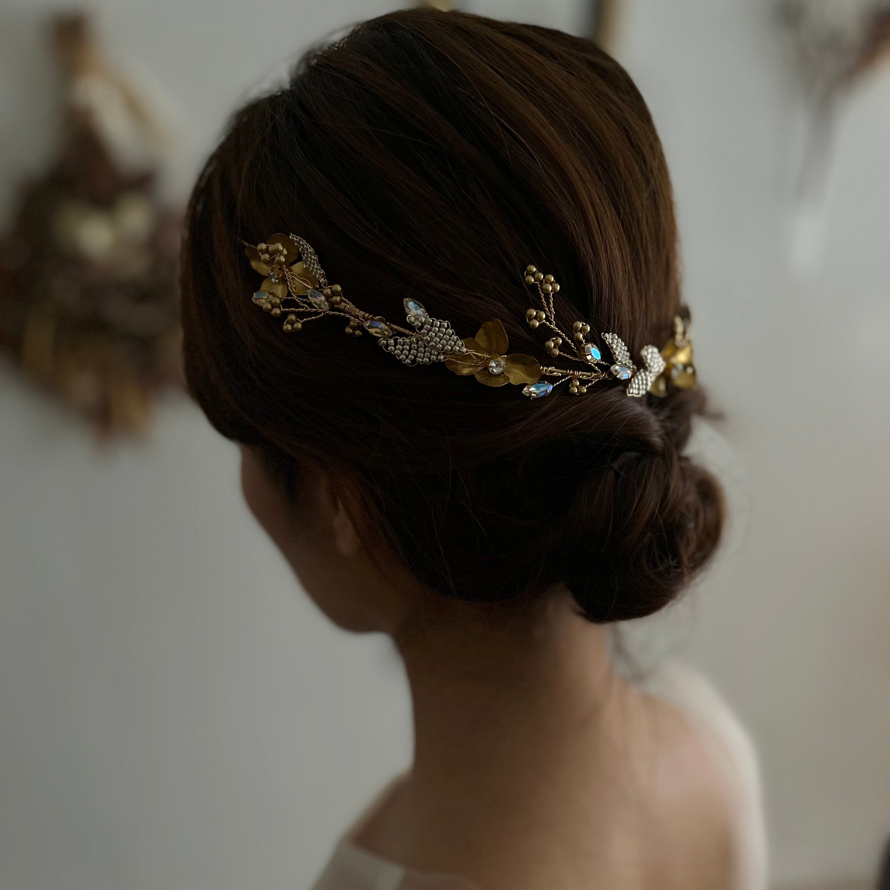 クリスタルストーンが煌めきます