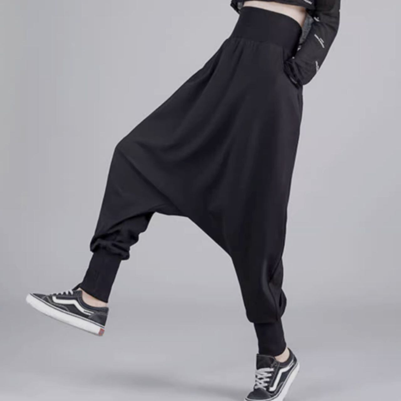 Sarouel style sweatpants C0629