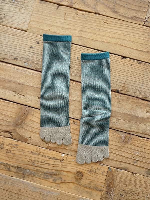 グレー×グリーン