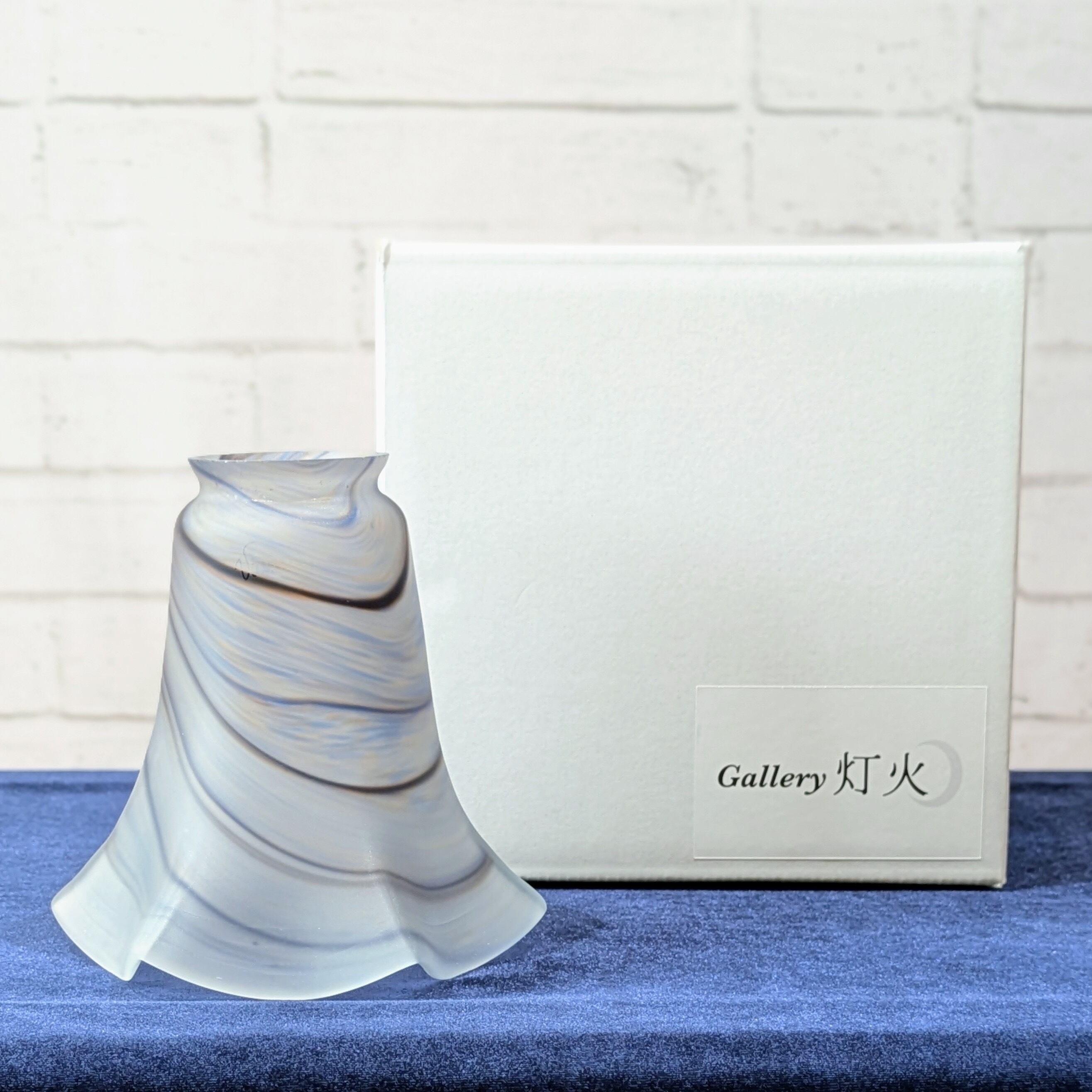 丁寧に梱包してお届けします