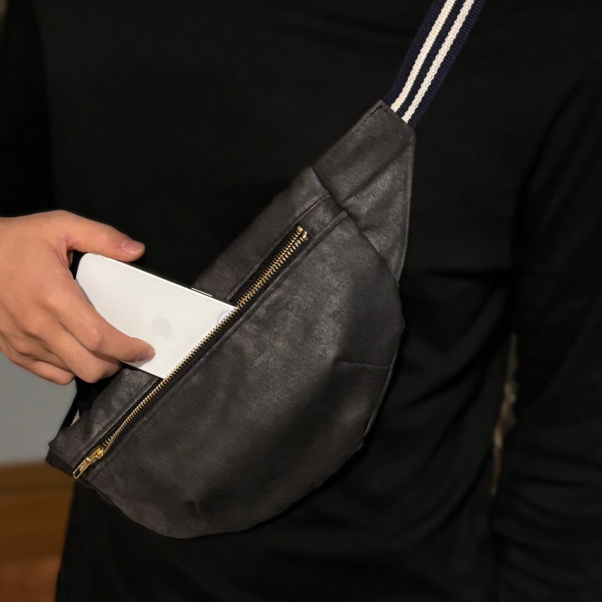 作品例　ウエストポーチ