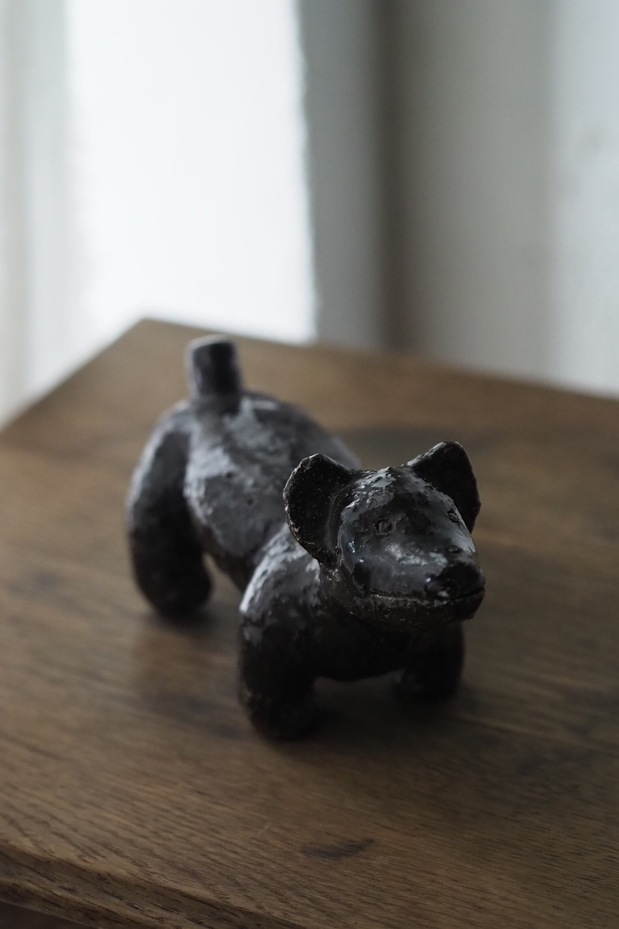 見上げる架空の動物-pottery animal objet | アンティーク