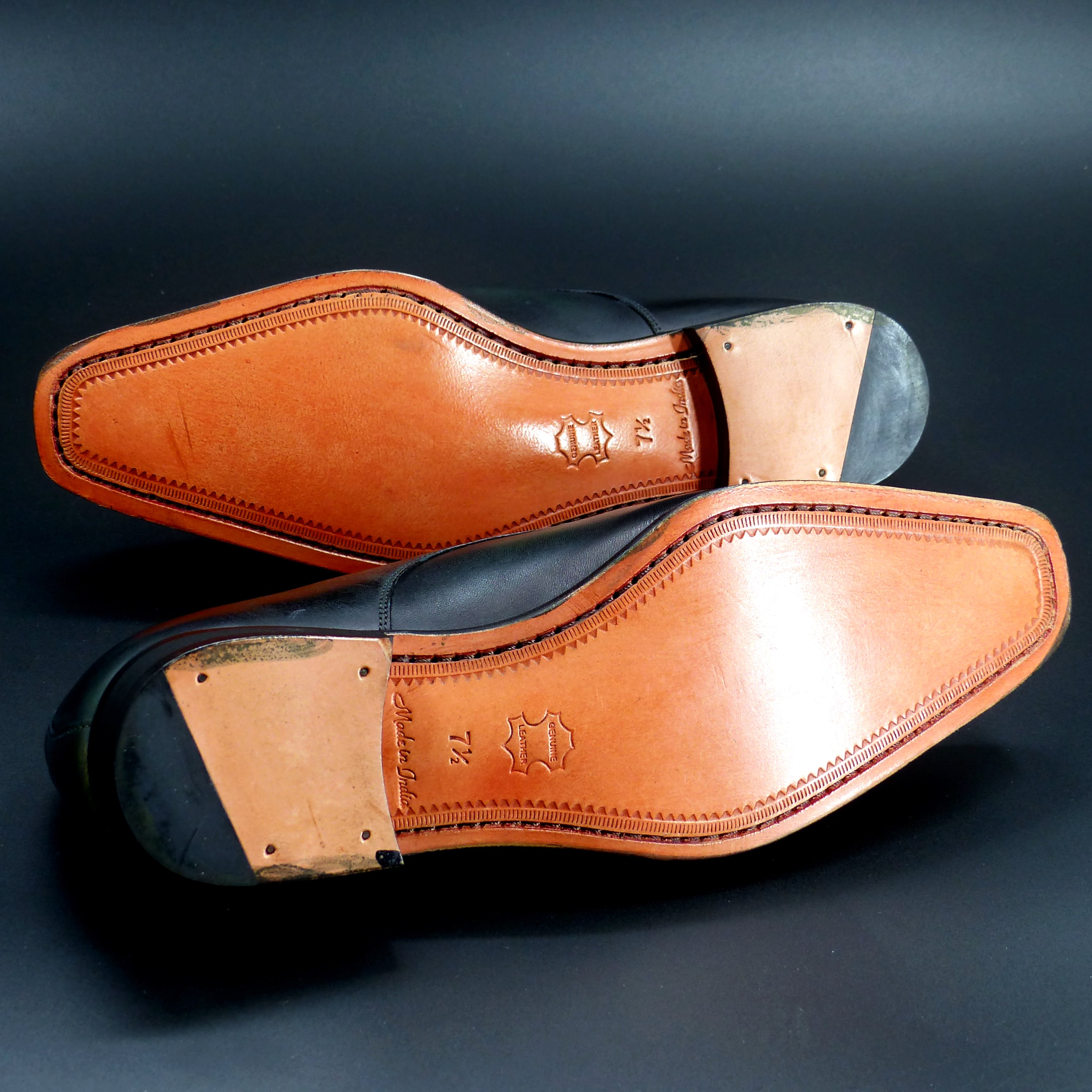 キメの細かい天然レザーソール