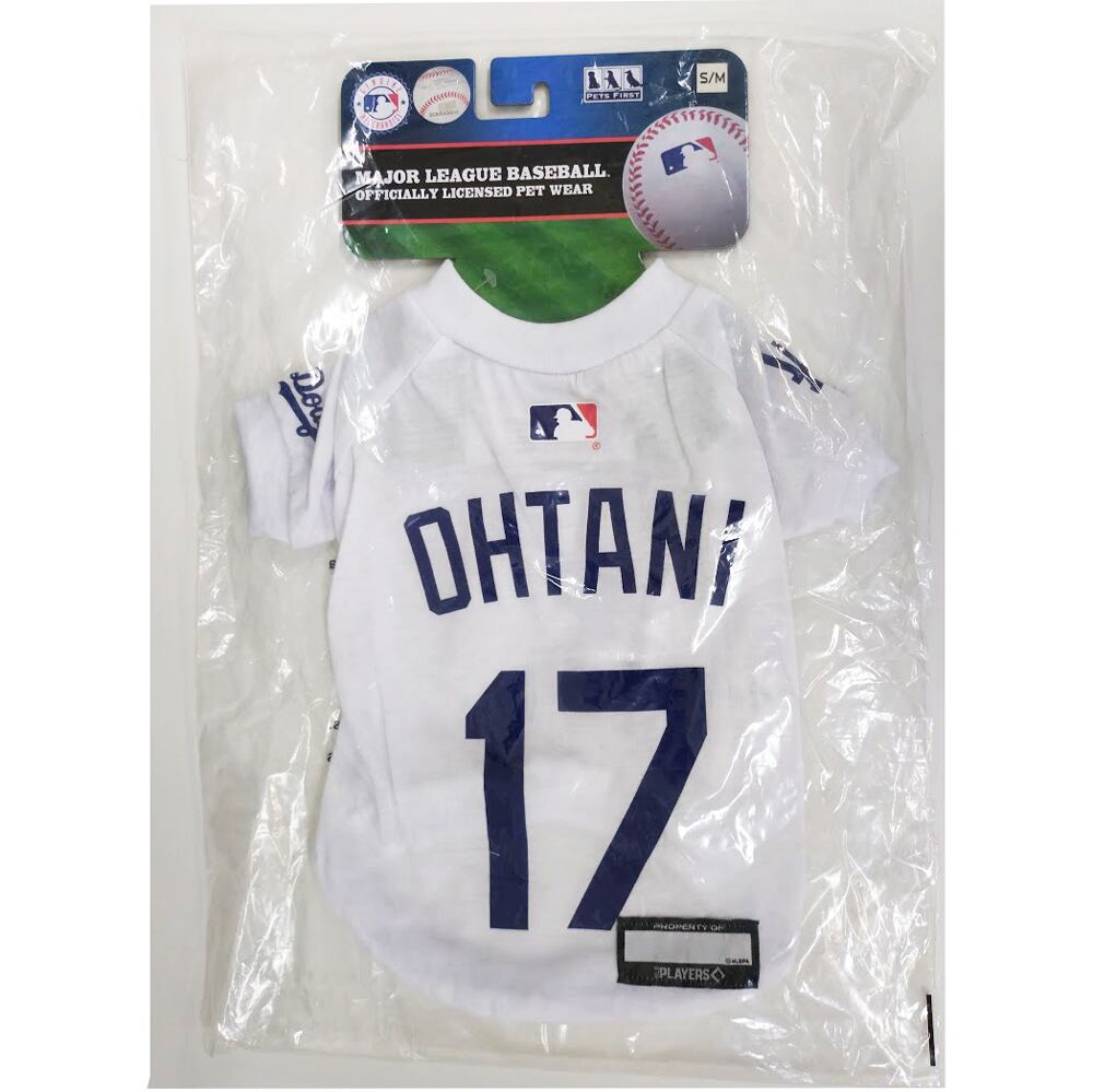 サイズはS-Mです