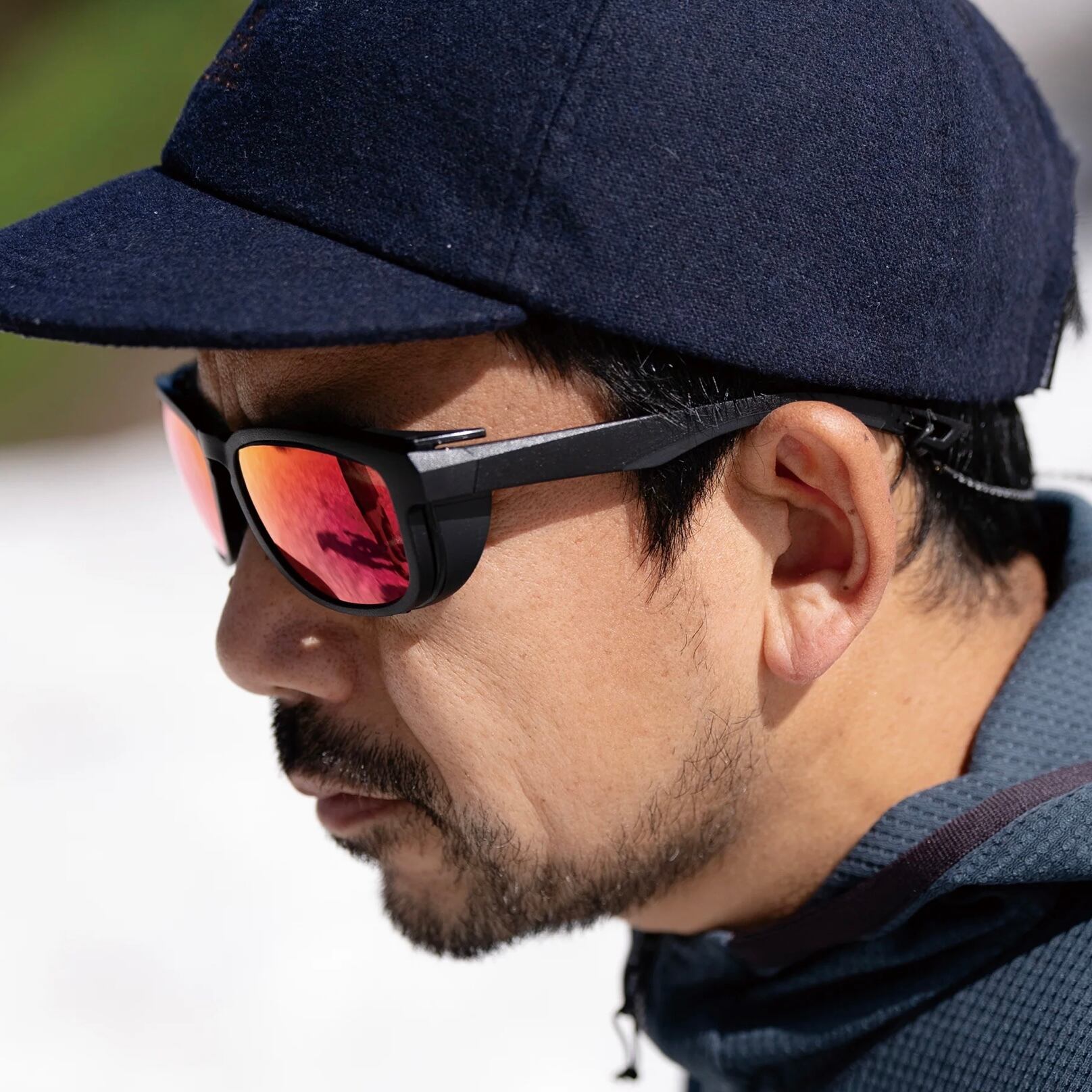 極めて高性能な「RED SHADOW」レンズ