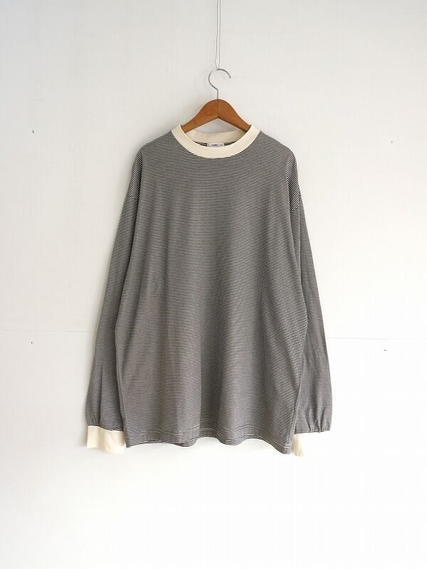 エクリュ×ブラック