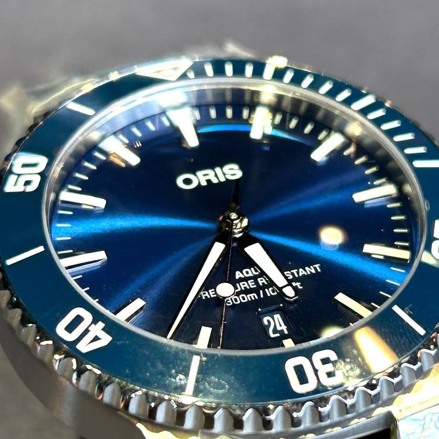 細かなアップデートは文字盤にも。