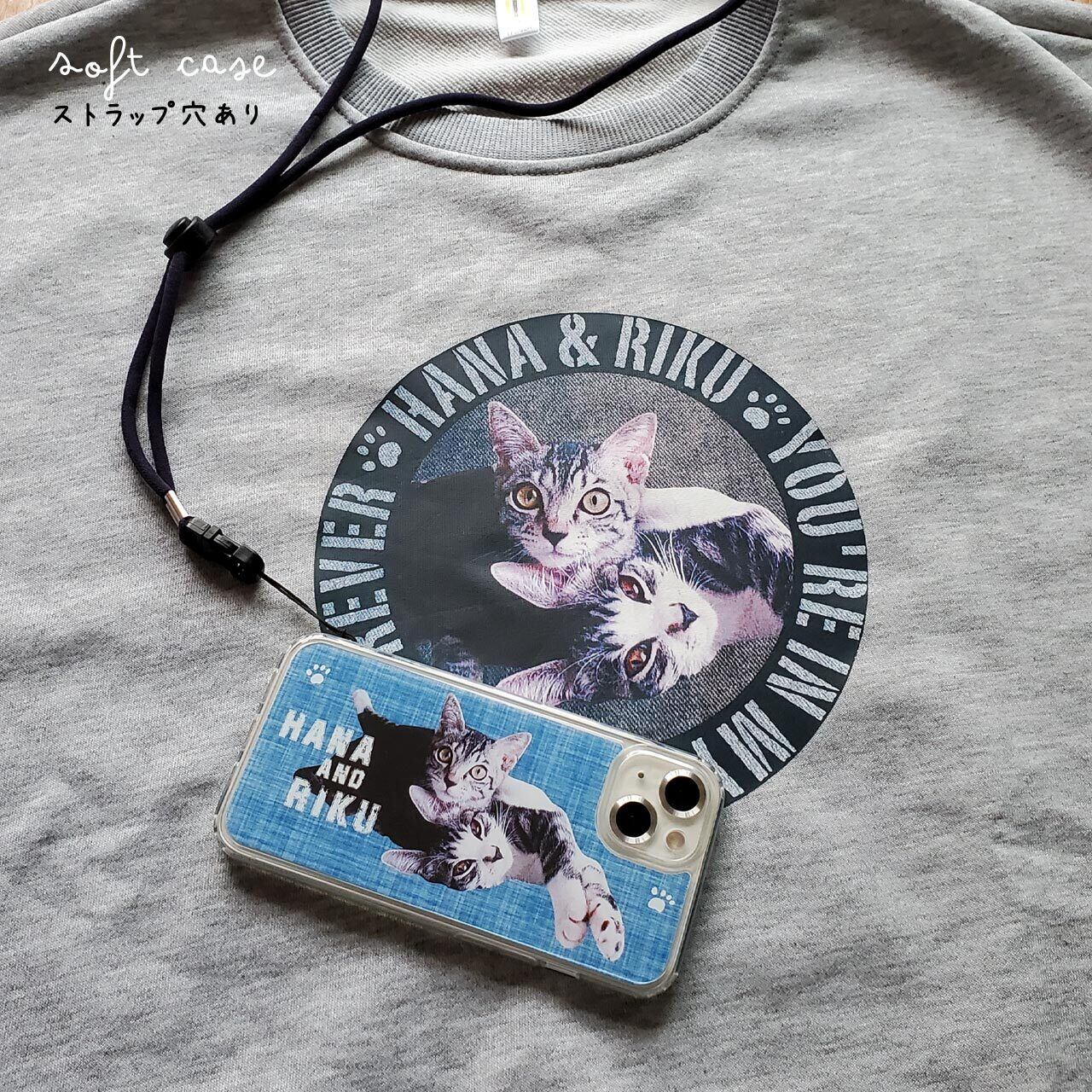 ストラップ穴があるので、ガラケー時代のような使い方も可能