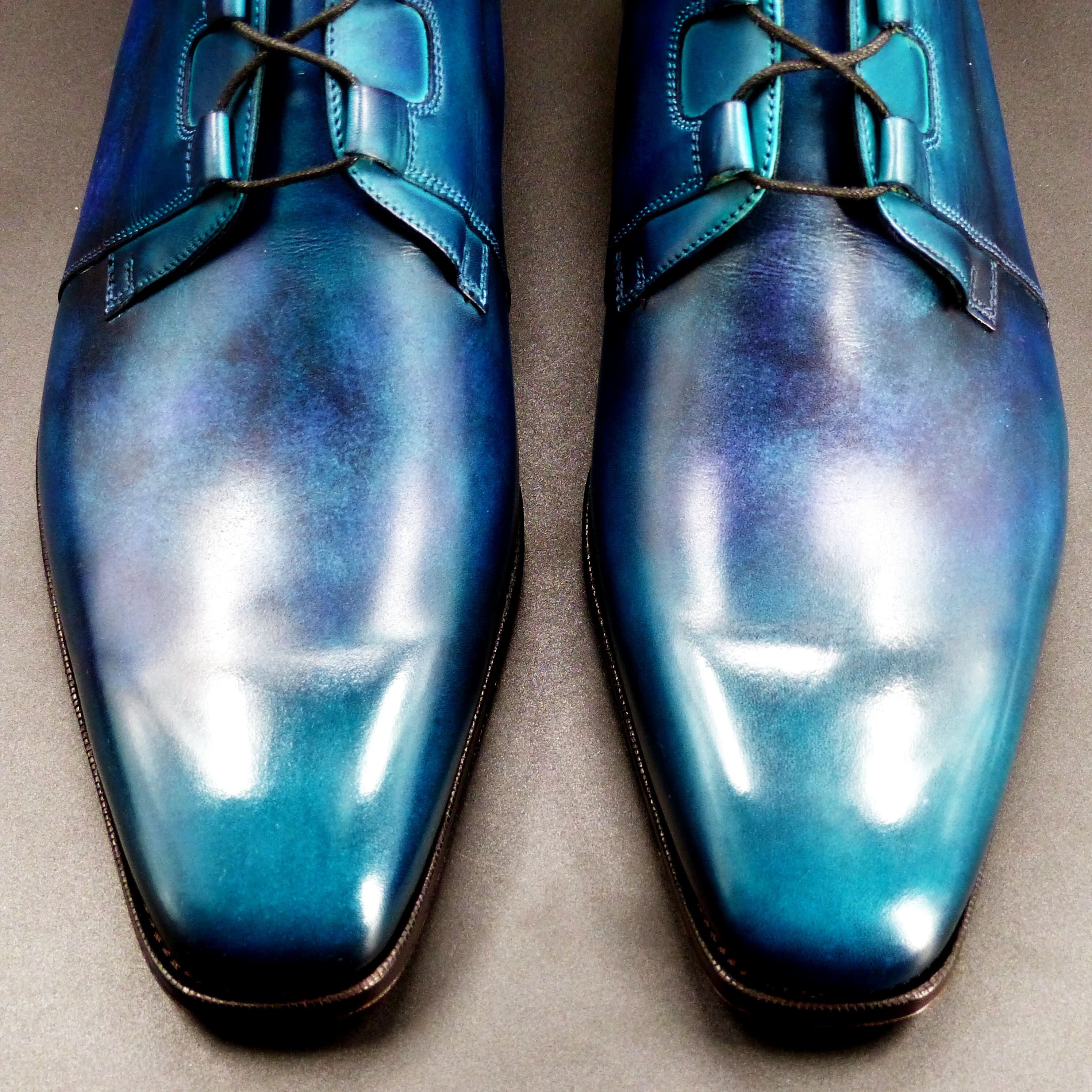 足入れ抜群のスクウェア・トゥ