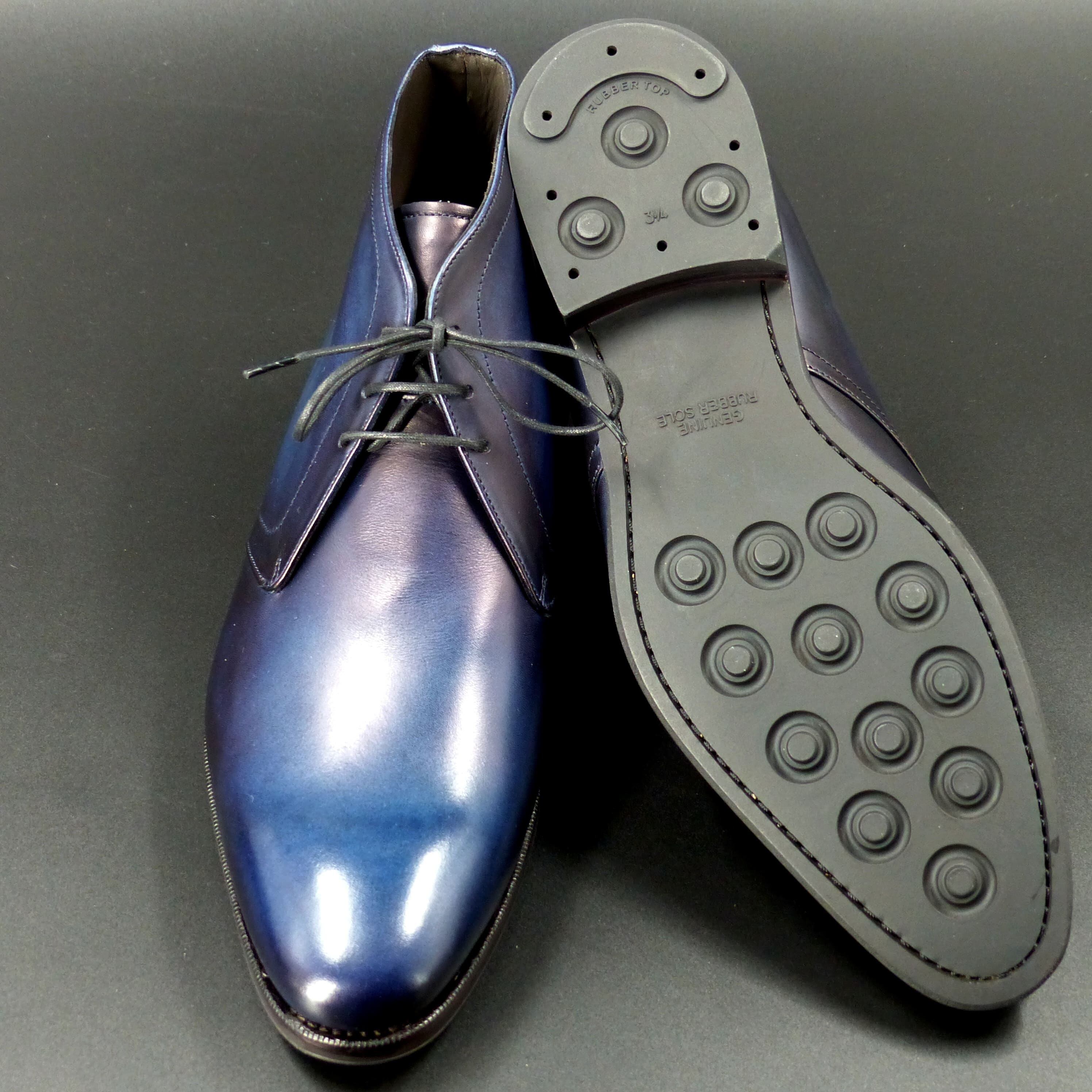 滑りにくいラギッドなラバーソール