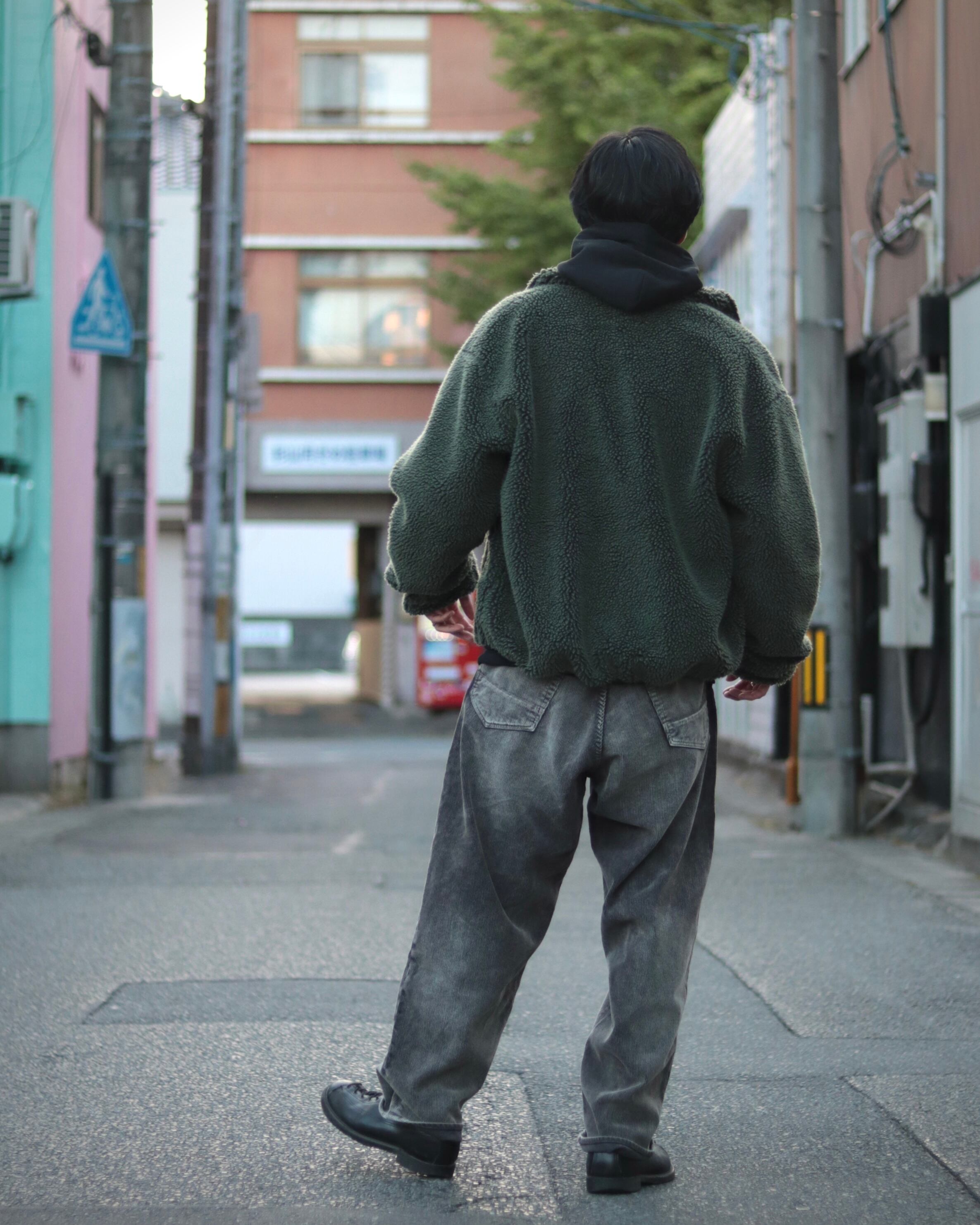 177cm 60kg 02(L)サイズ着用