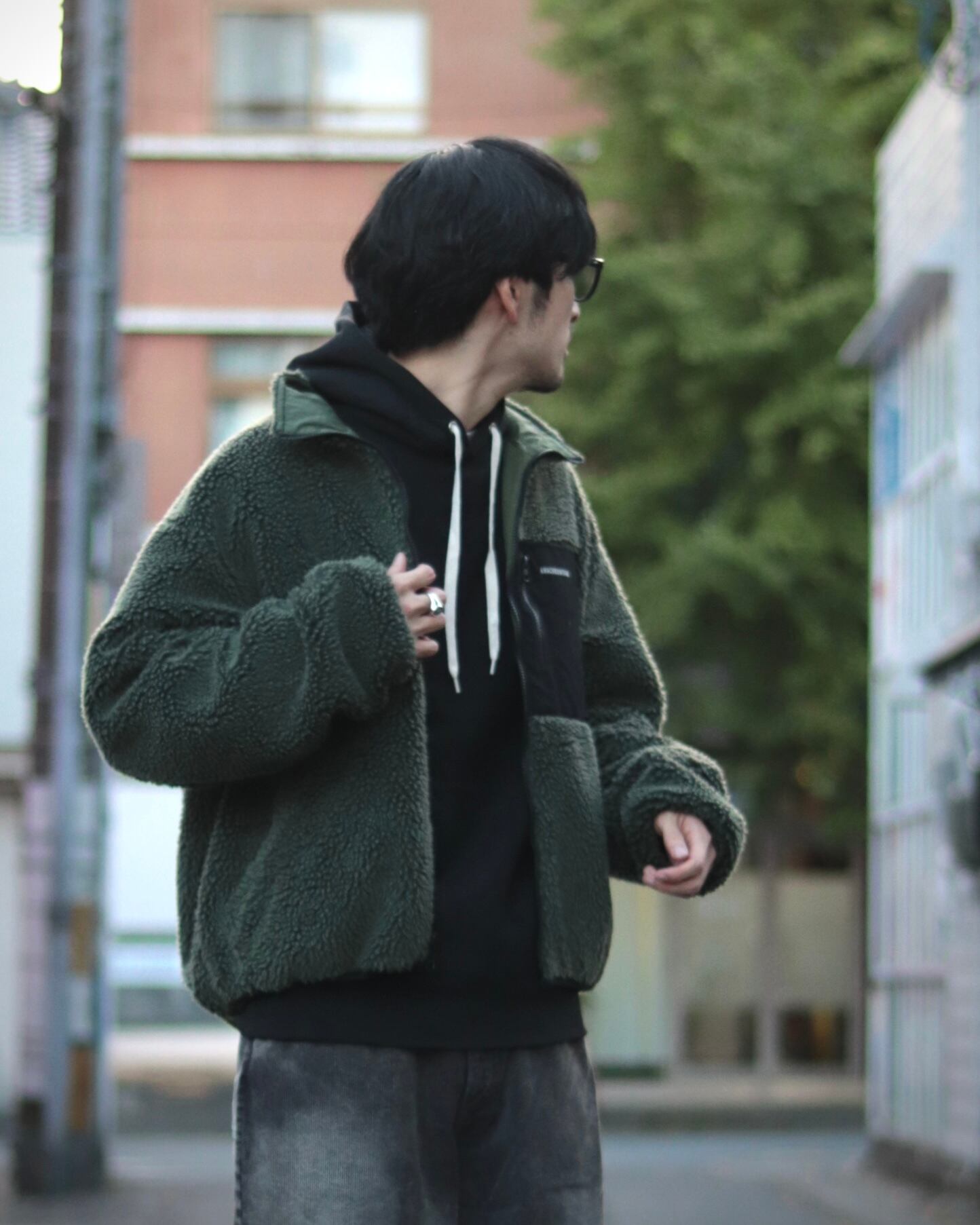 177cm 60kg 02(L)サイズ着用