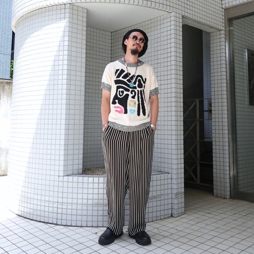 Model:182cm / Size: BIG