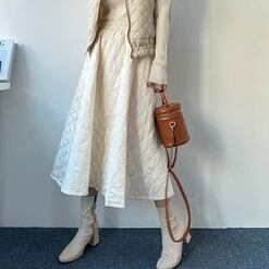 スカート／ホワイト