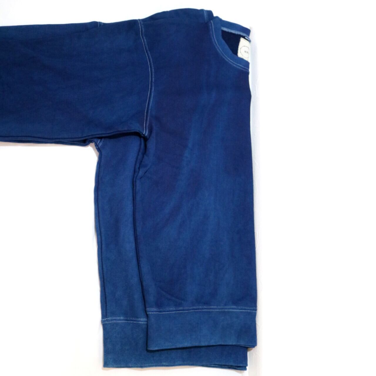 （上）通常サイズ（下）オーバーサイズ　※Lサイズ比較