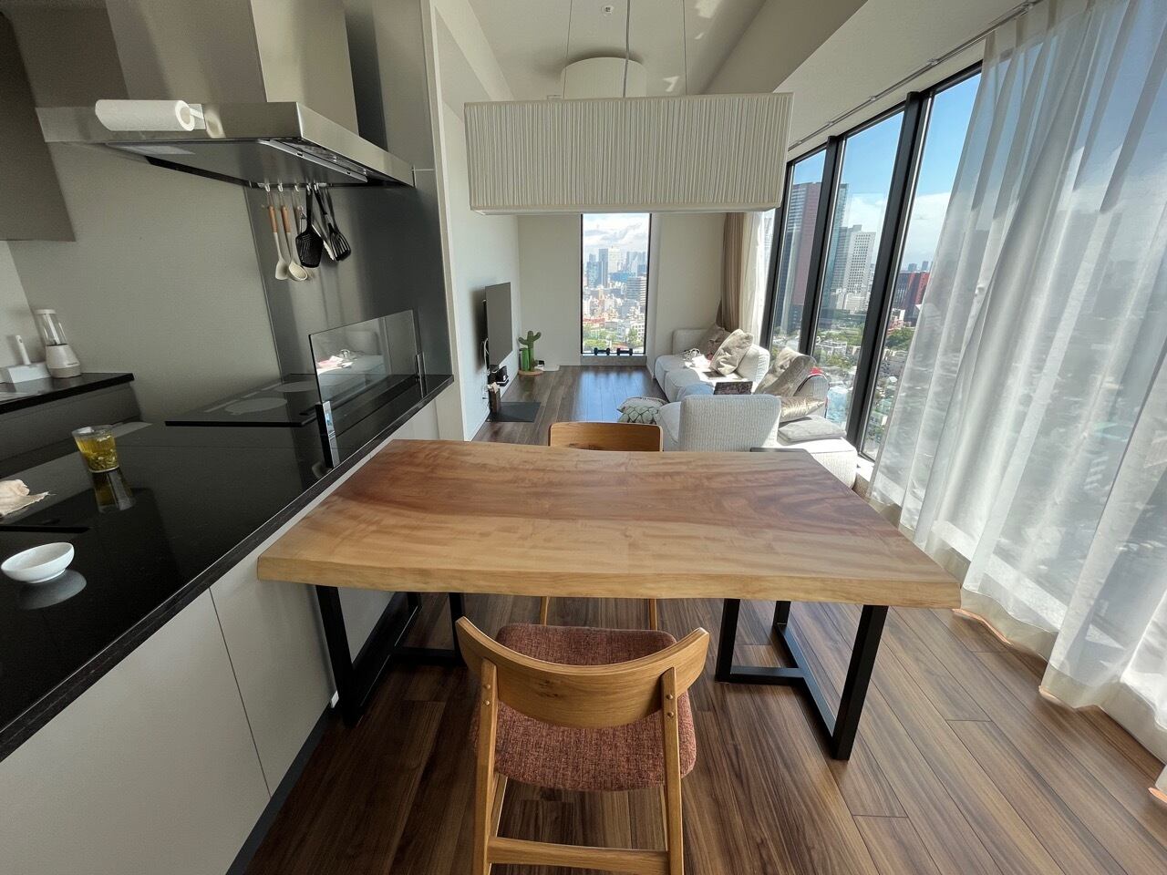 《納品事例》トチ　一枚板