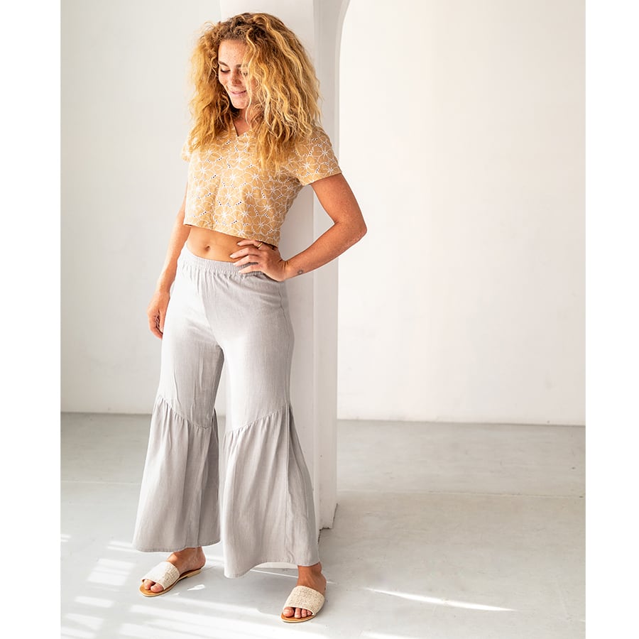 Gray, 172cm, With As I am top