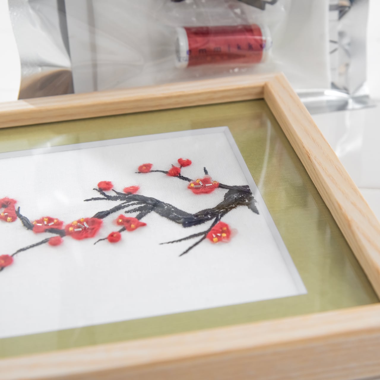 和紙を使って工作気分も味わえる「梅の刺繍キット」 | colorbucket by